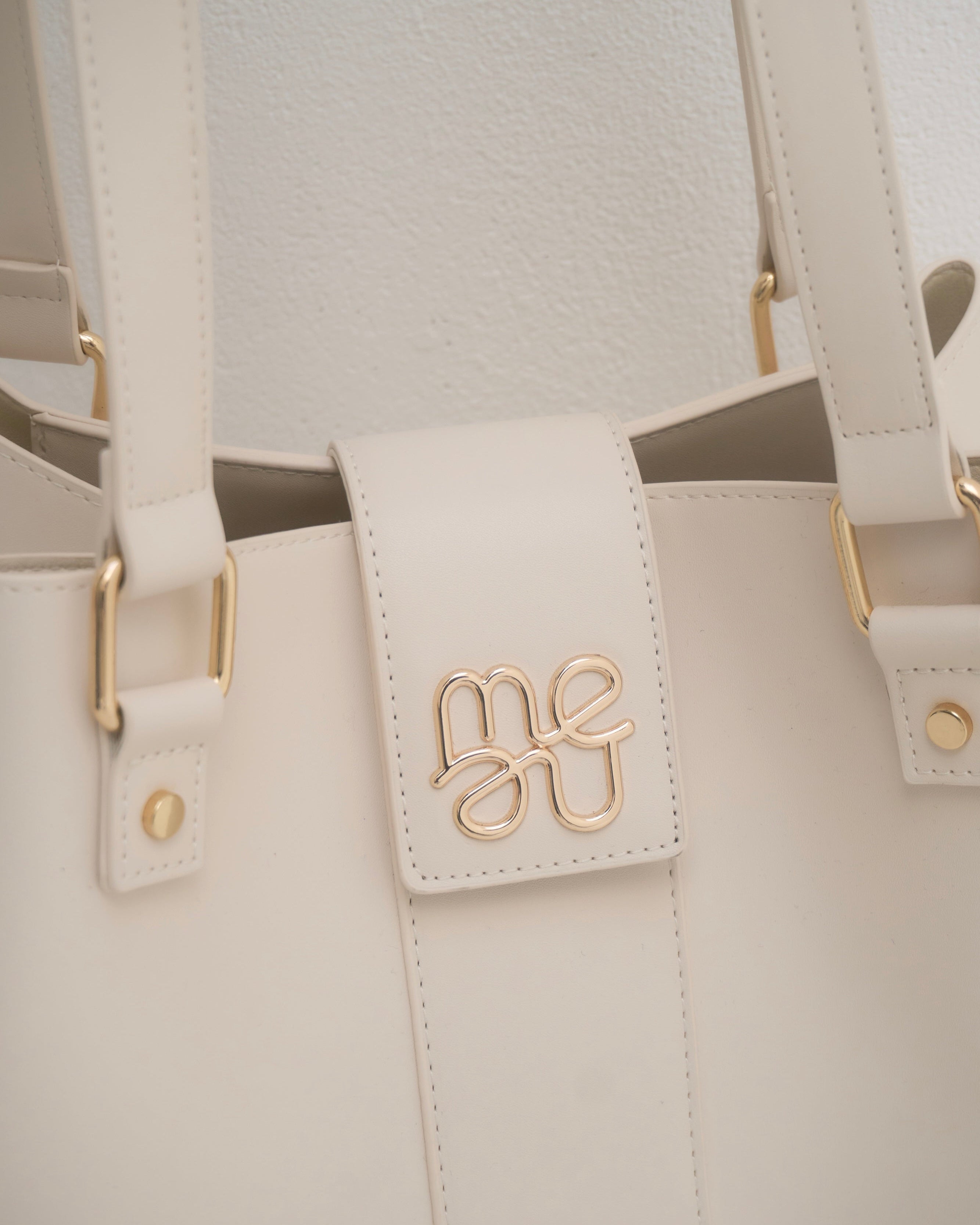 2way A4 logo belt bag