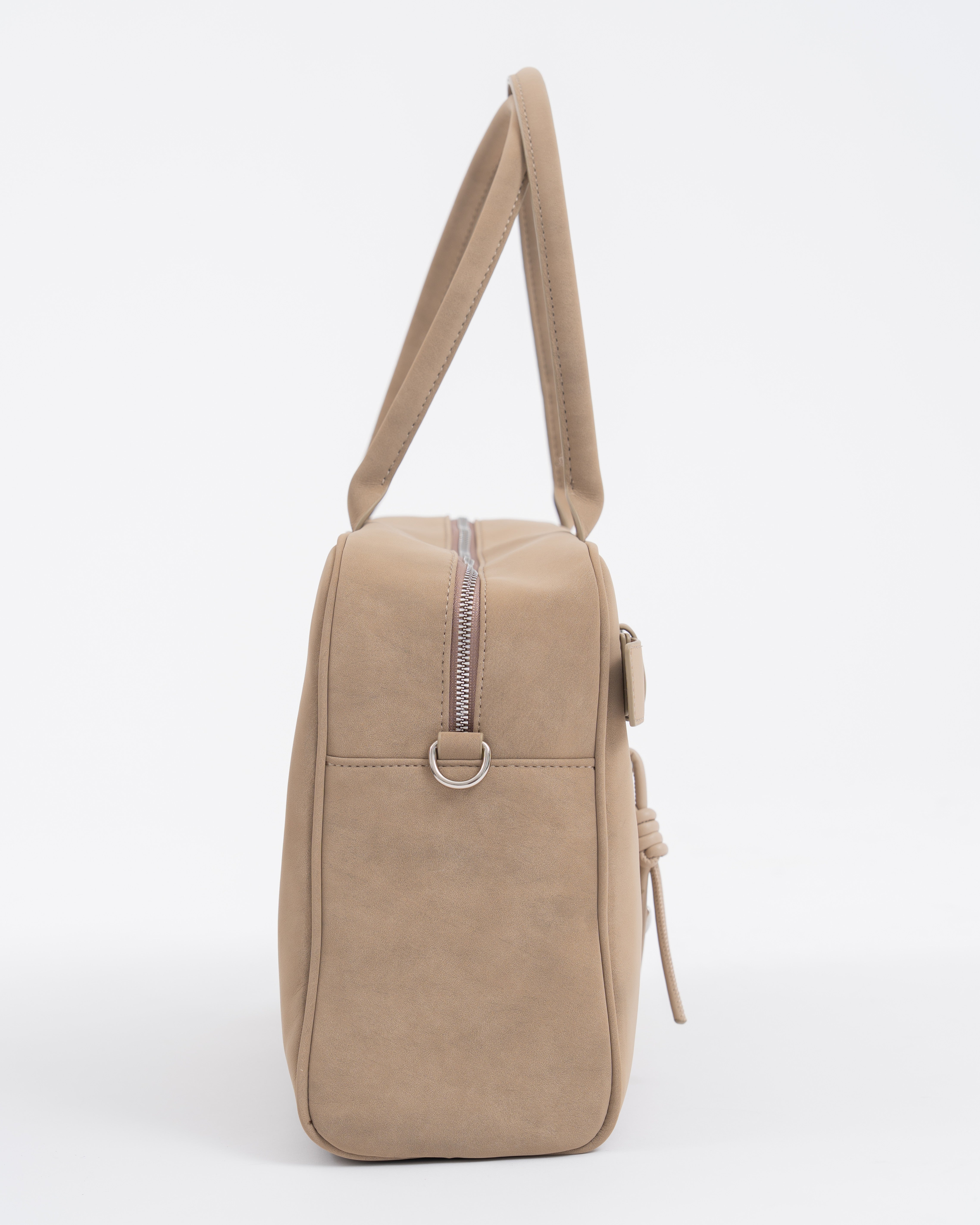 A4スウェードライクベルトボストンバッグ