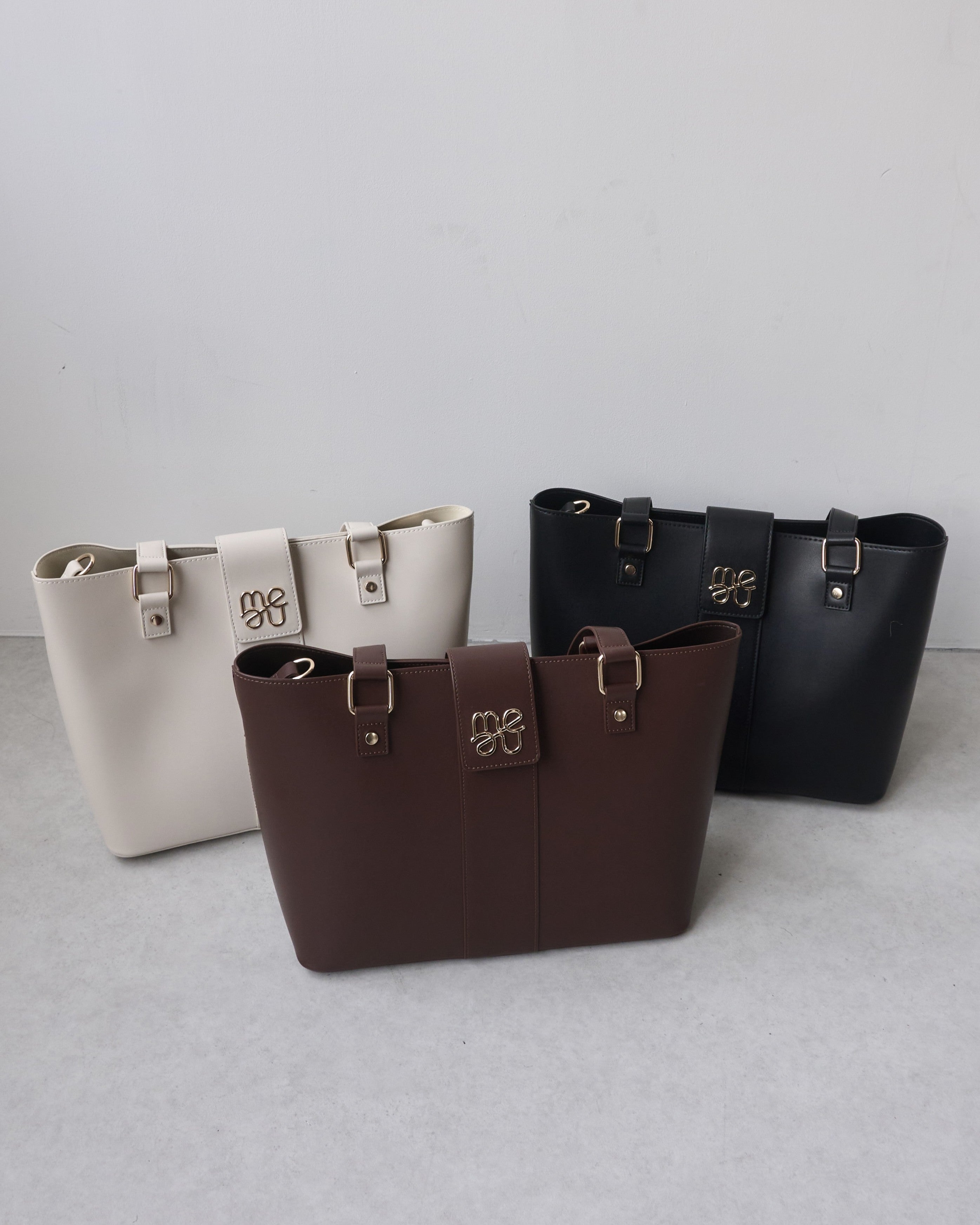 2wayA4ロゴベルトバッグ｜MELLOWNEON (メロウネオン) 公式サイト