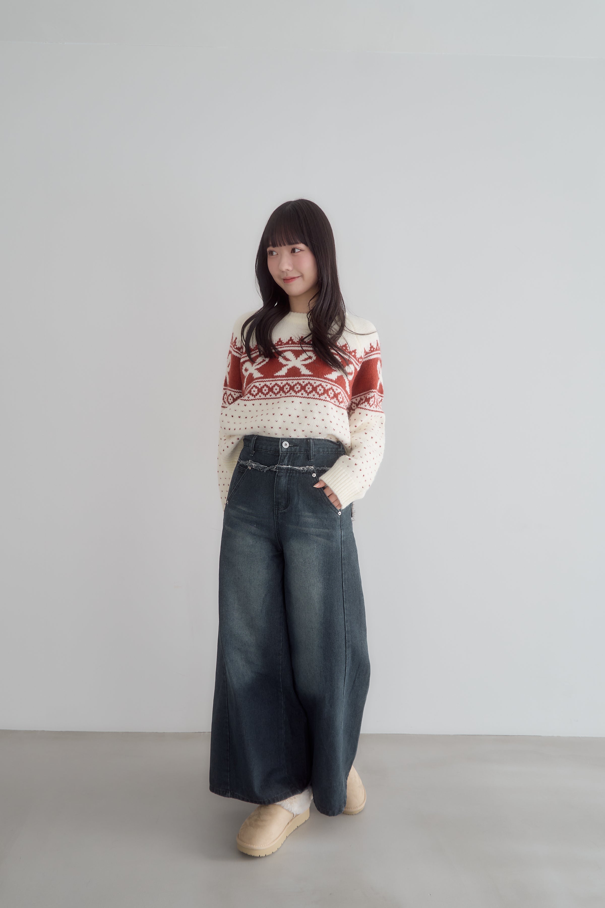 邊緣牛仔布褲