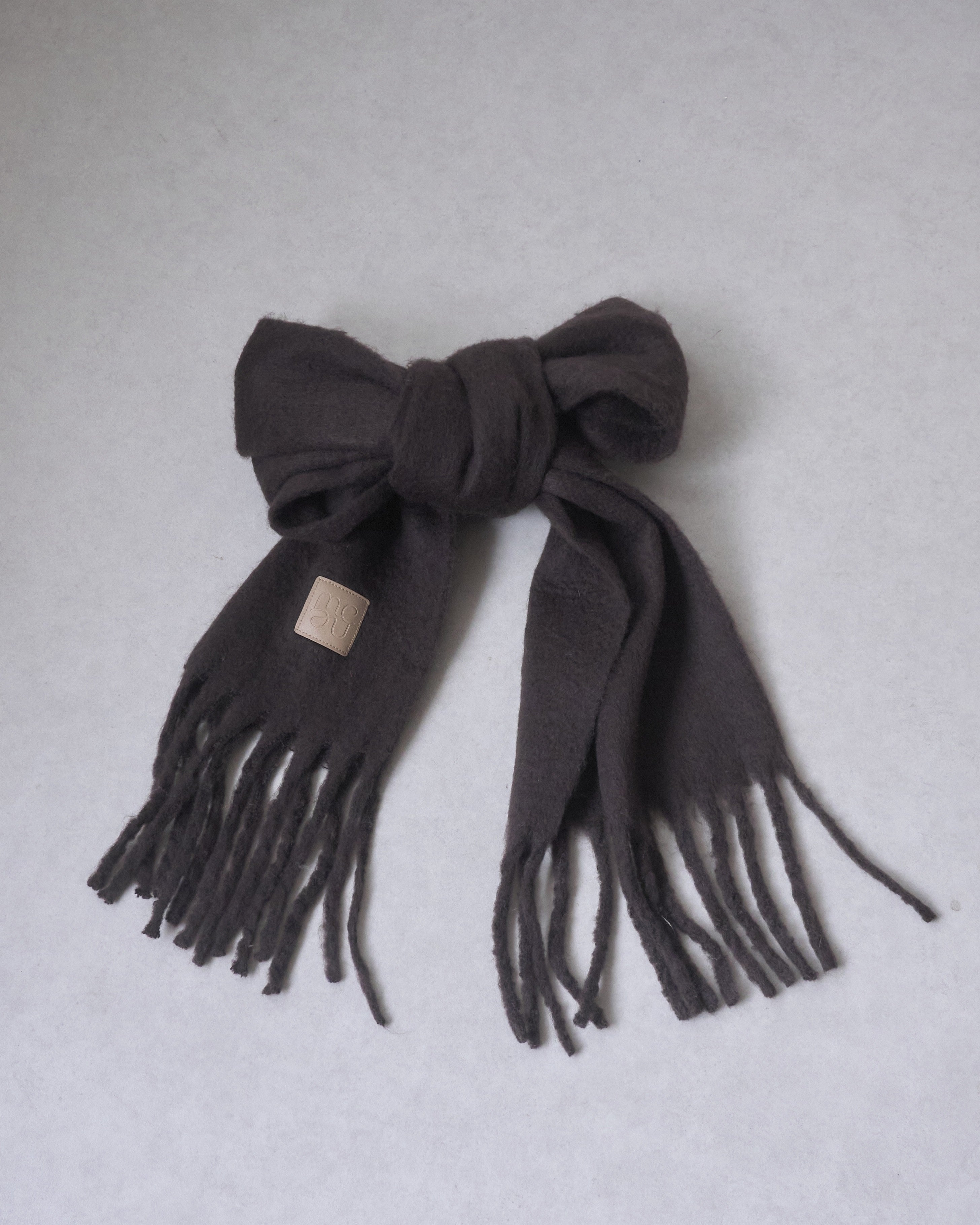 ダークブラウン