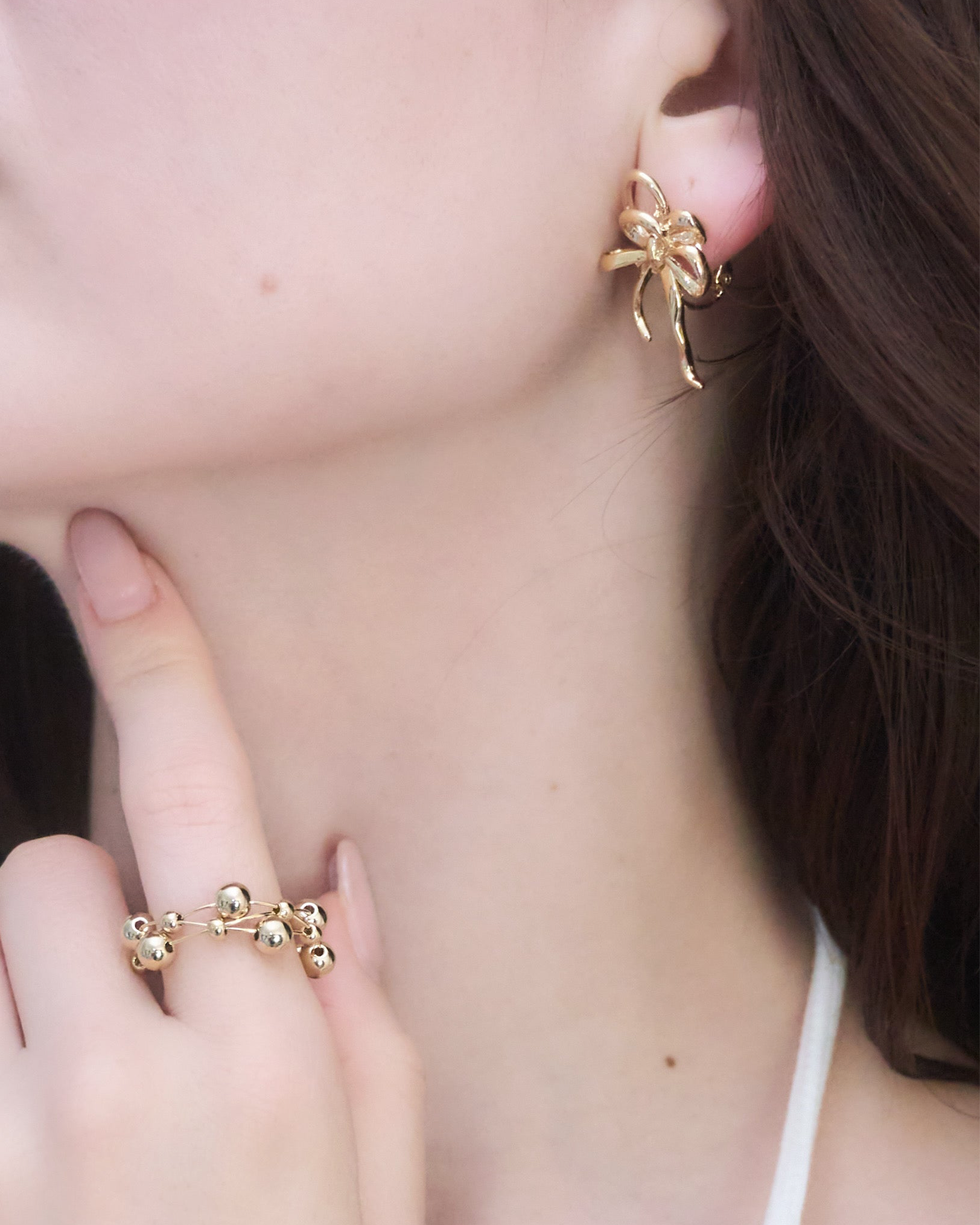 ニュアンスリボンピアス
