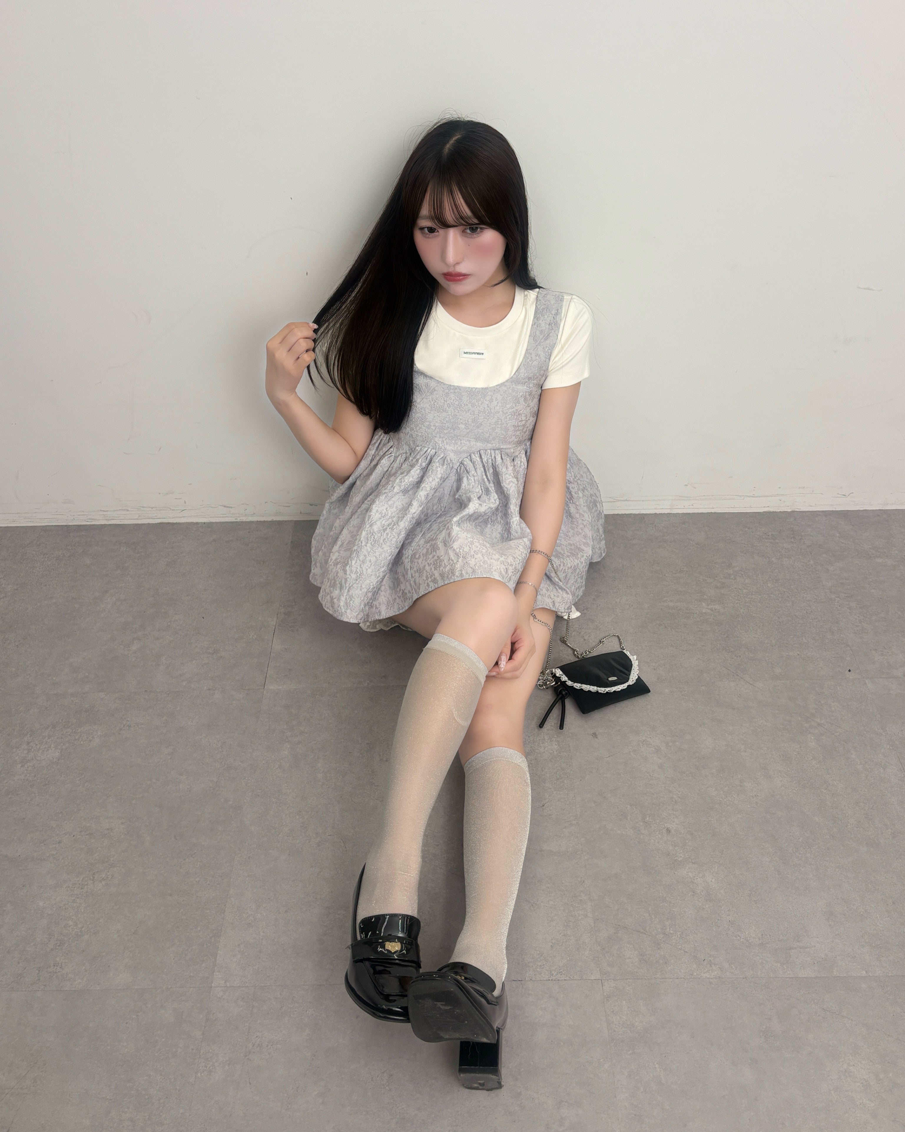 レースヘムTシャツ