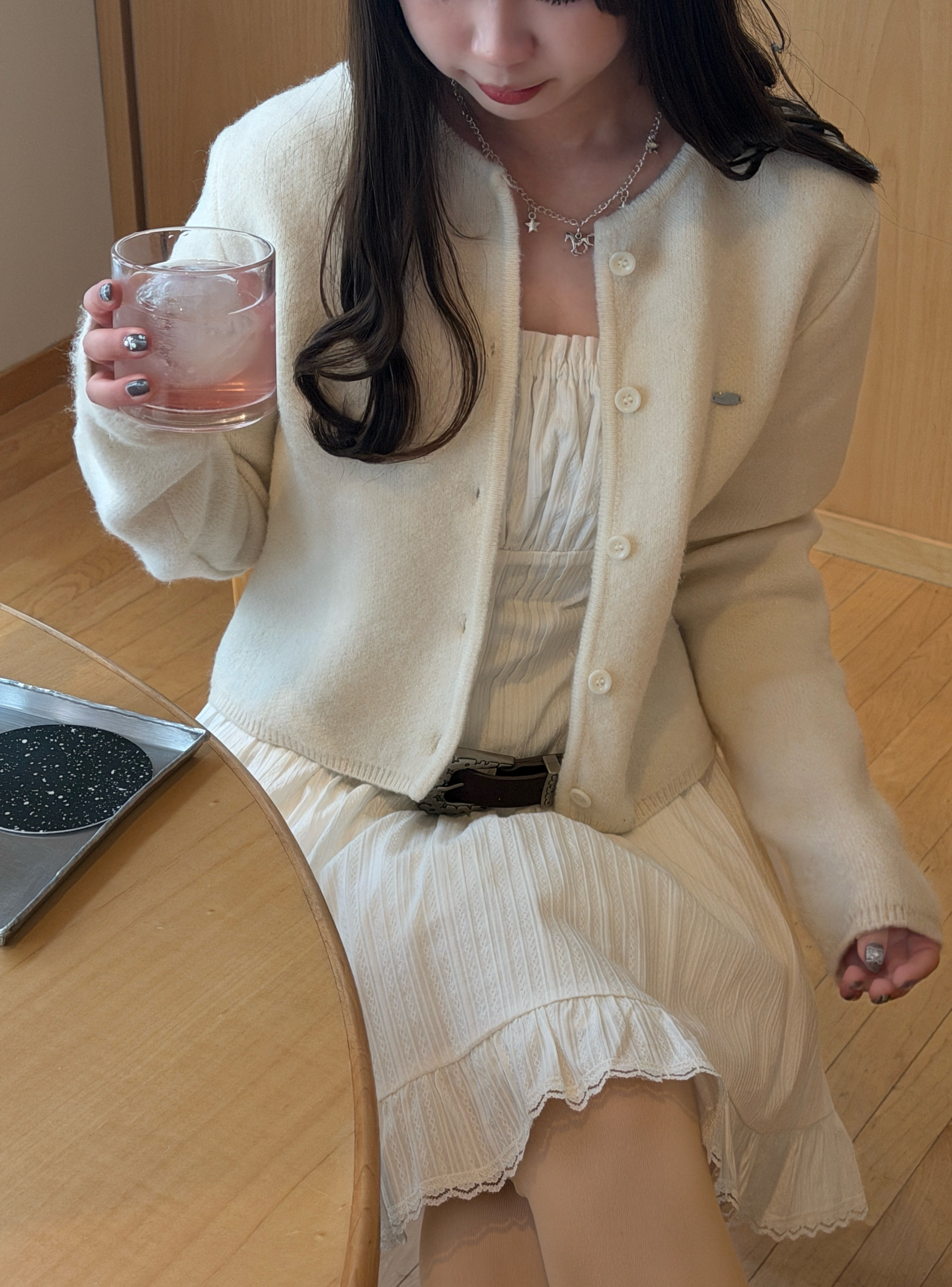 ロゴプレートニットカーディガン