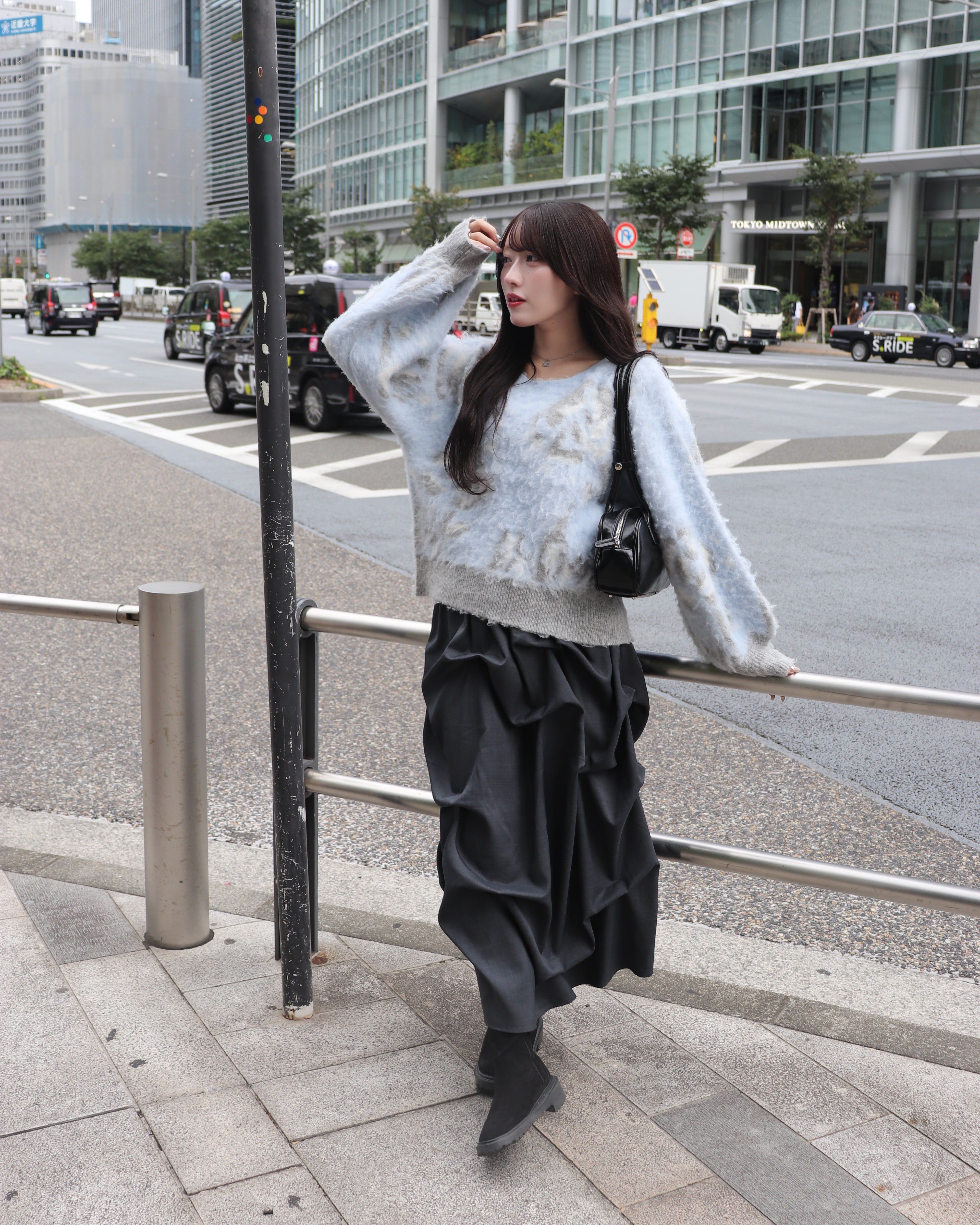 Random tuck skirt