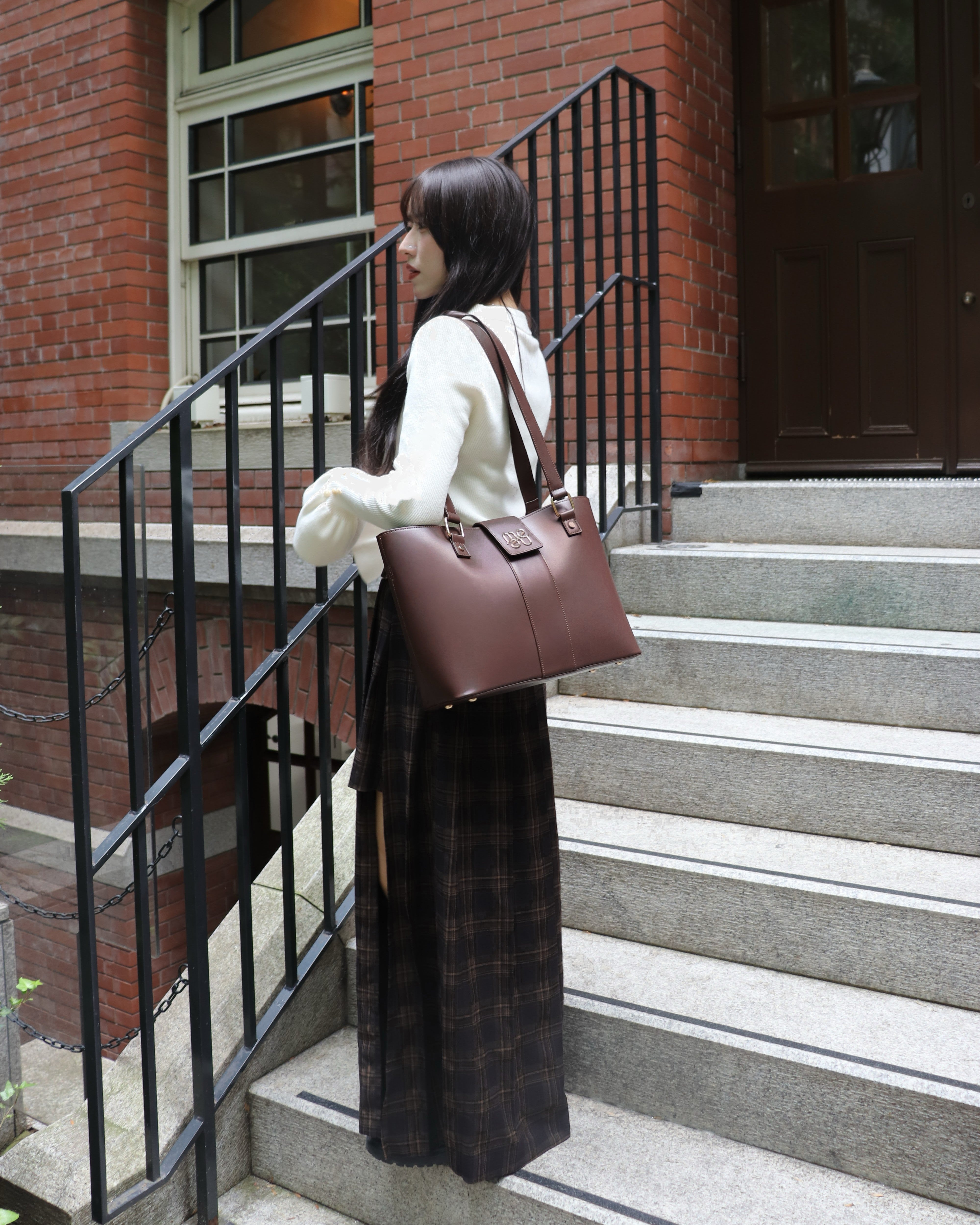 2way A4 logo belt bag