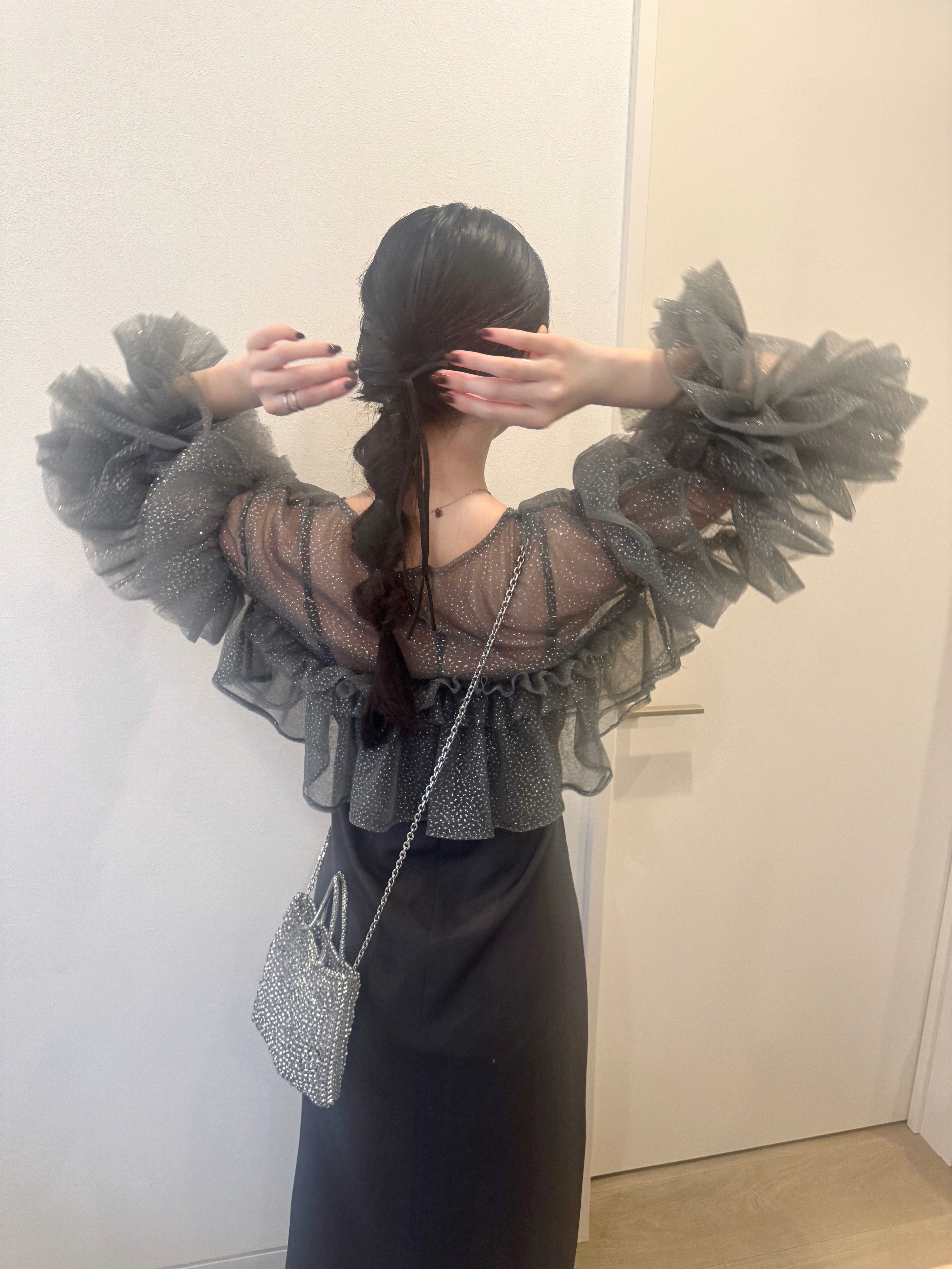 褶边金银丝薄纱场合连衣裙