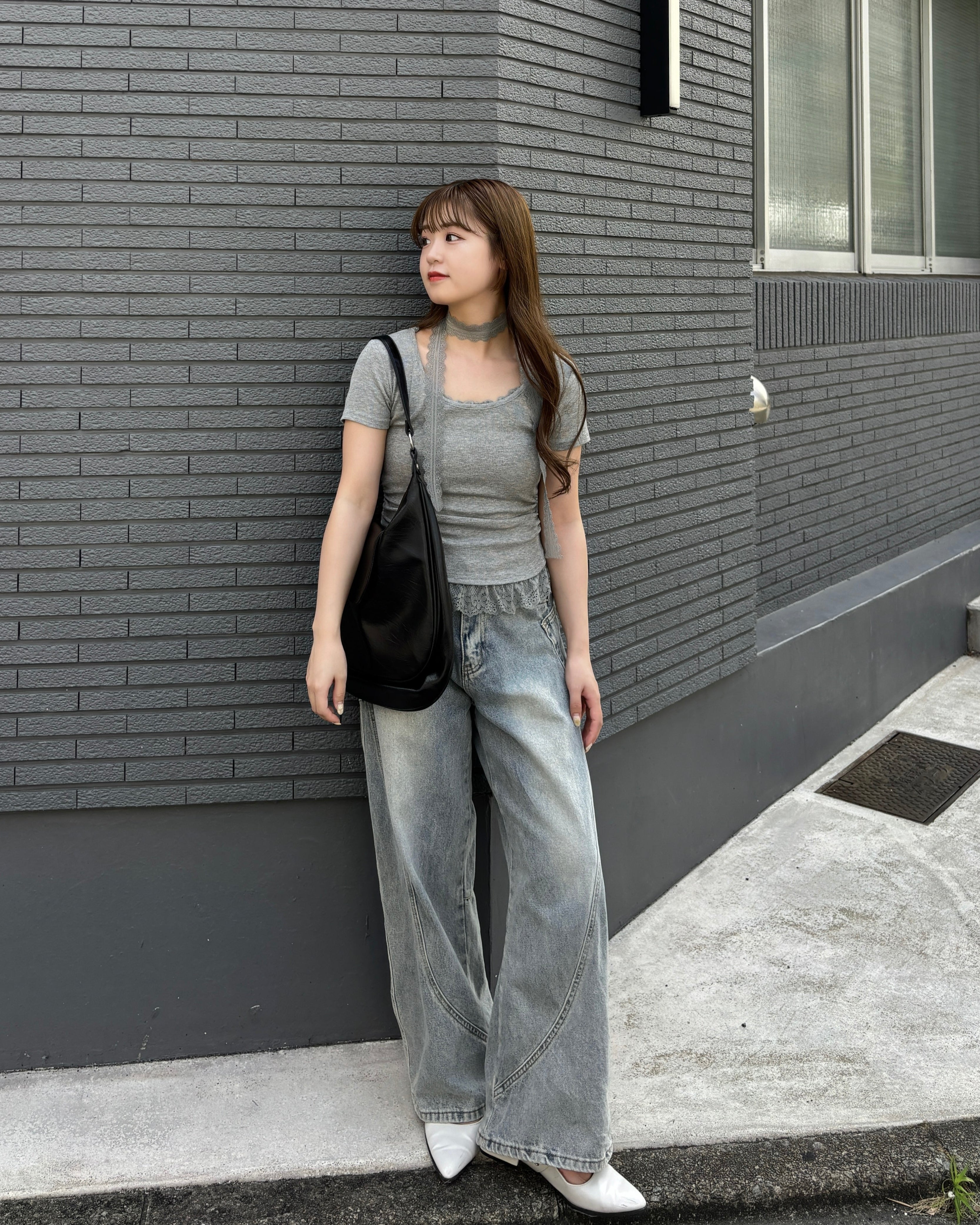 Lace docking T-shirt with tie