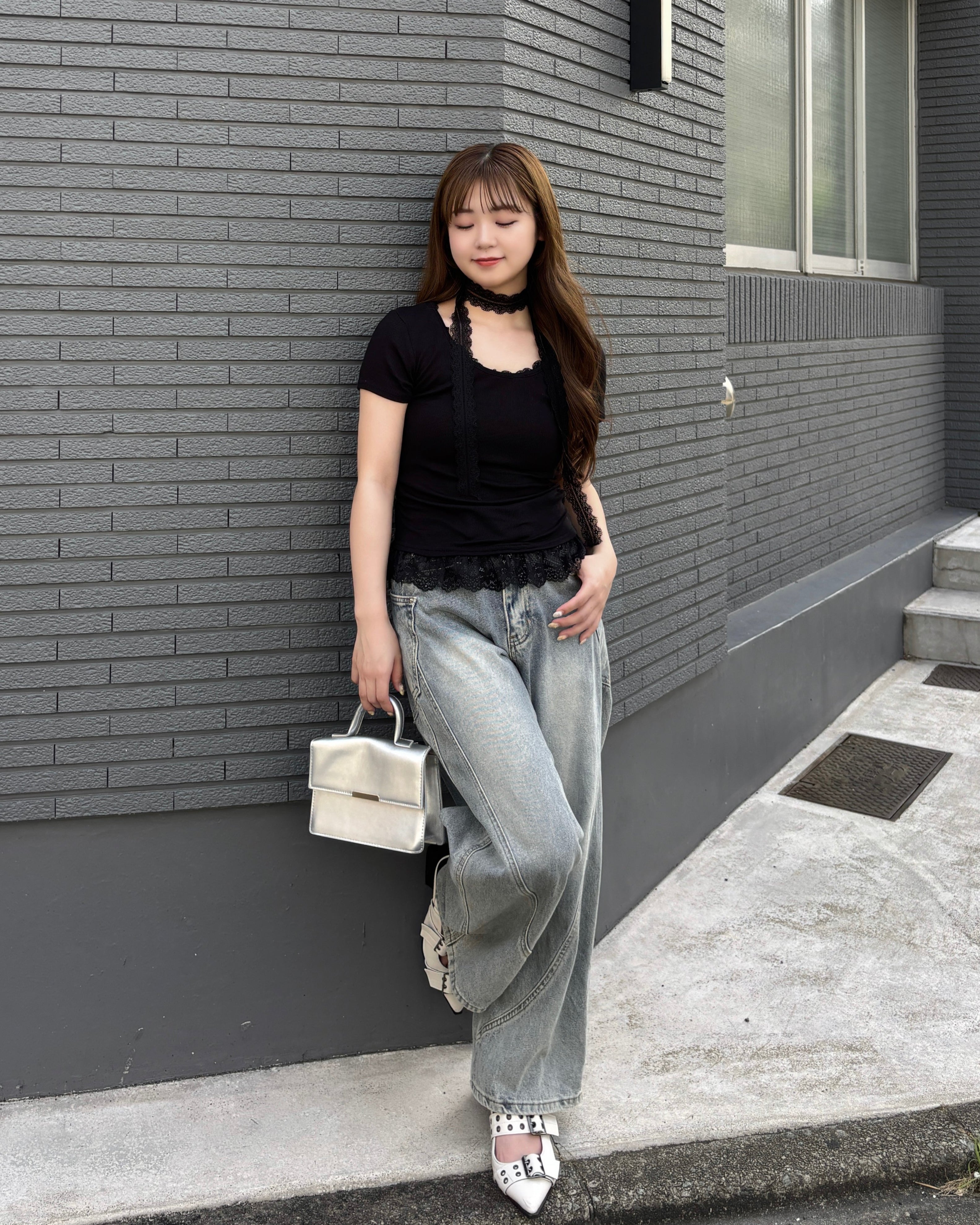 Lace docking T-shirt with tie