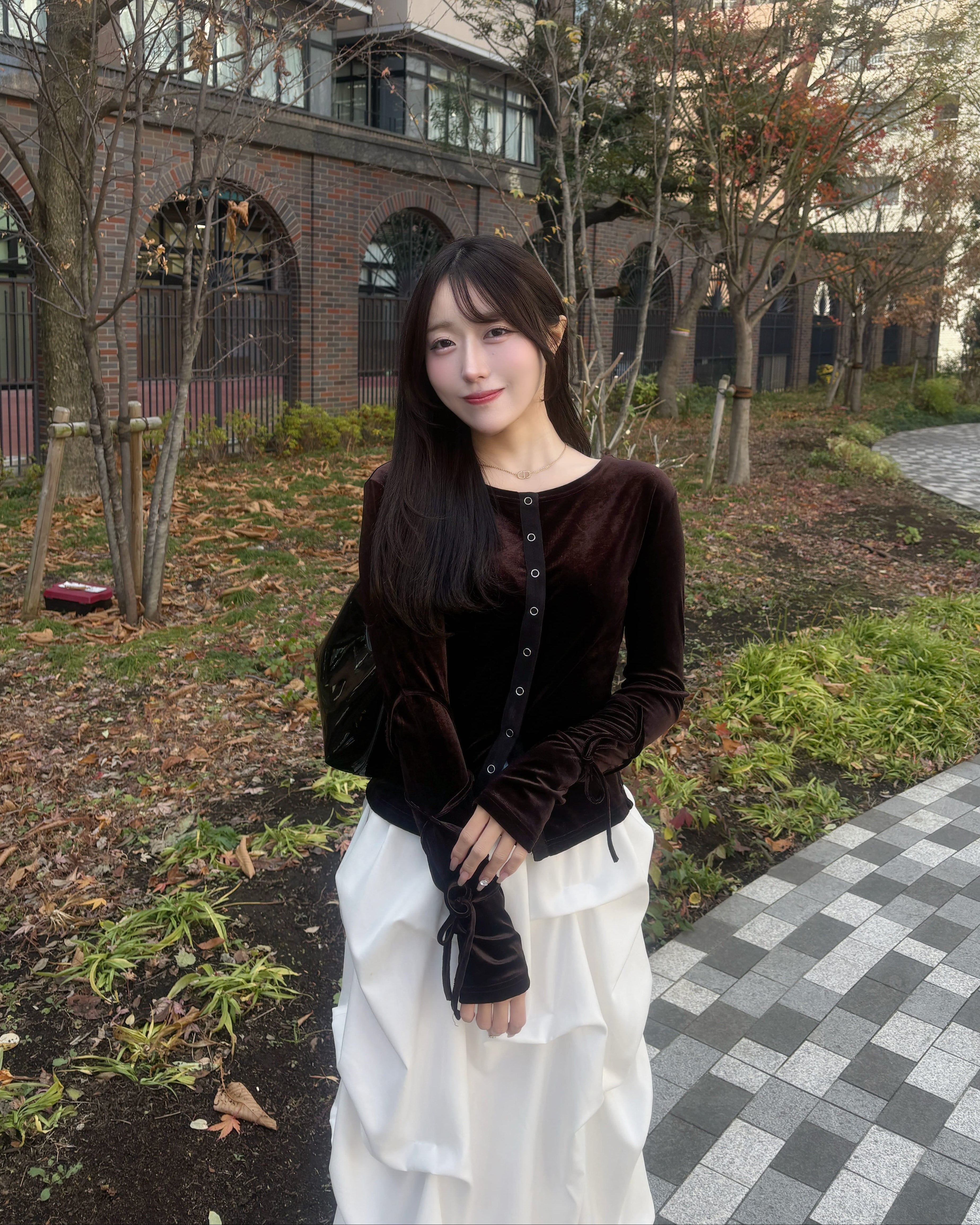Velo Ribbon Tops