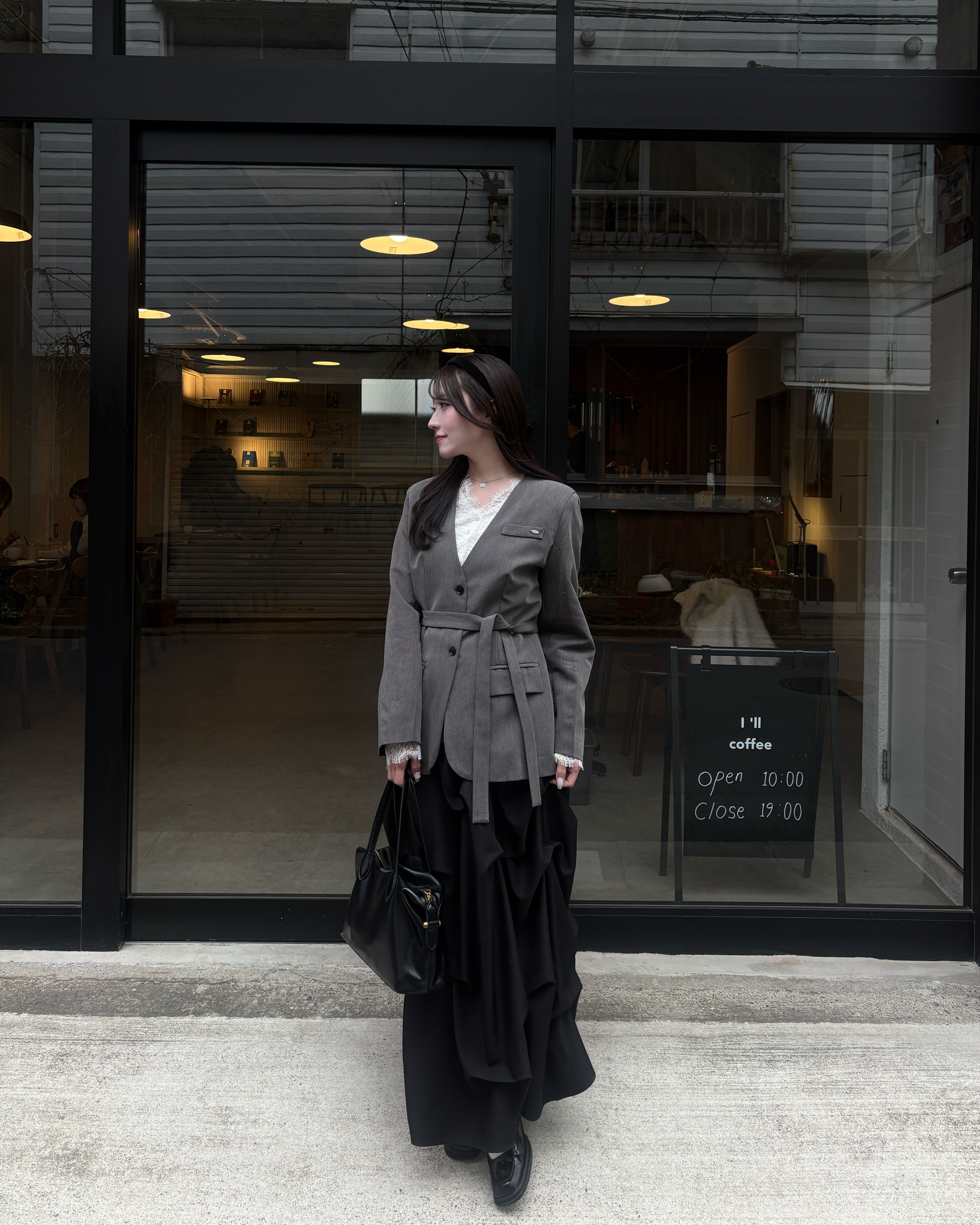 リボンタイノーカラージャケット