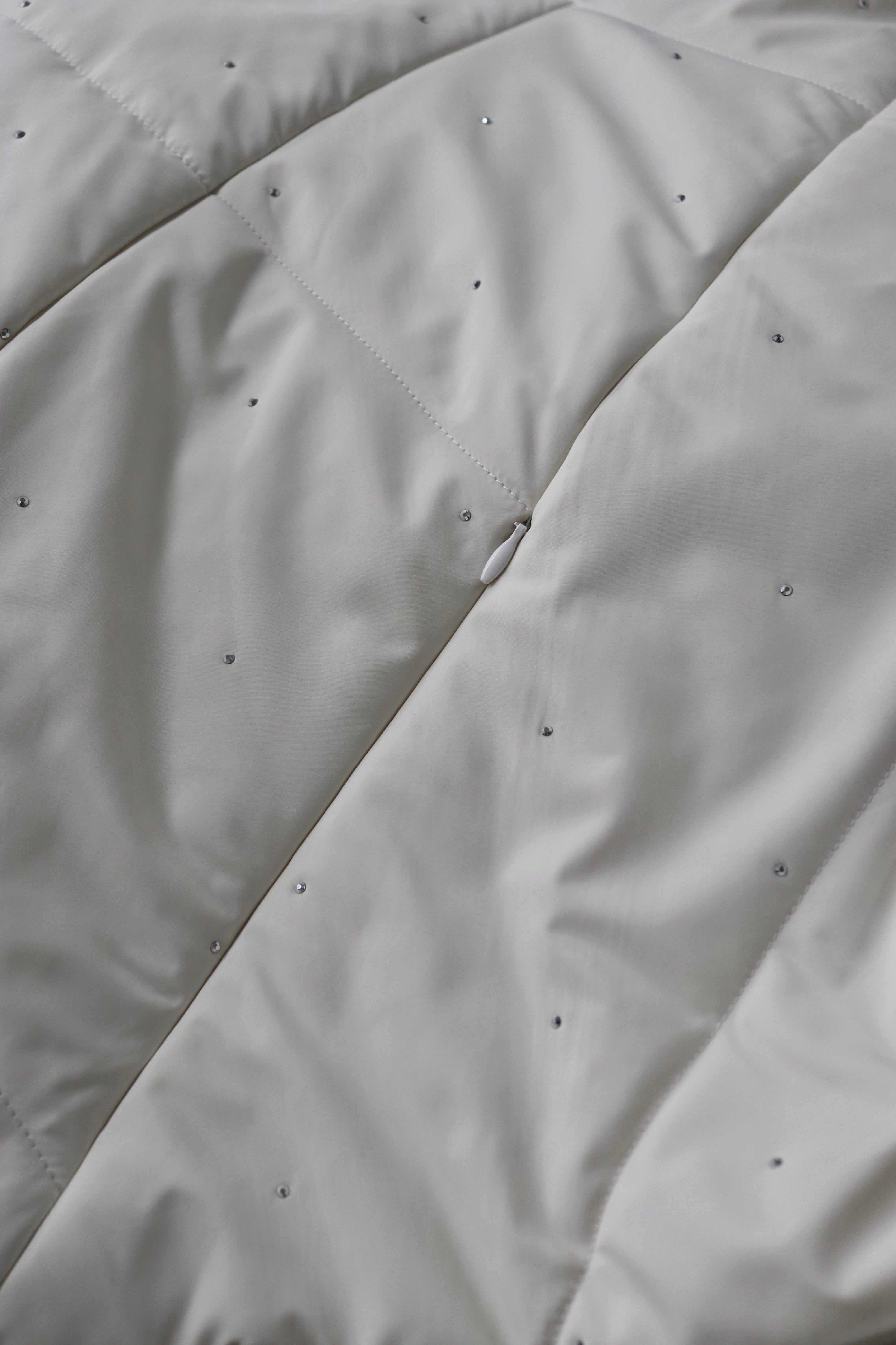 Bijou 缎带绗缝外套