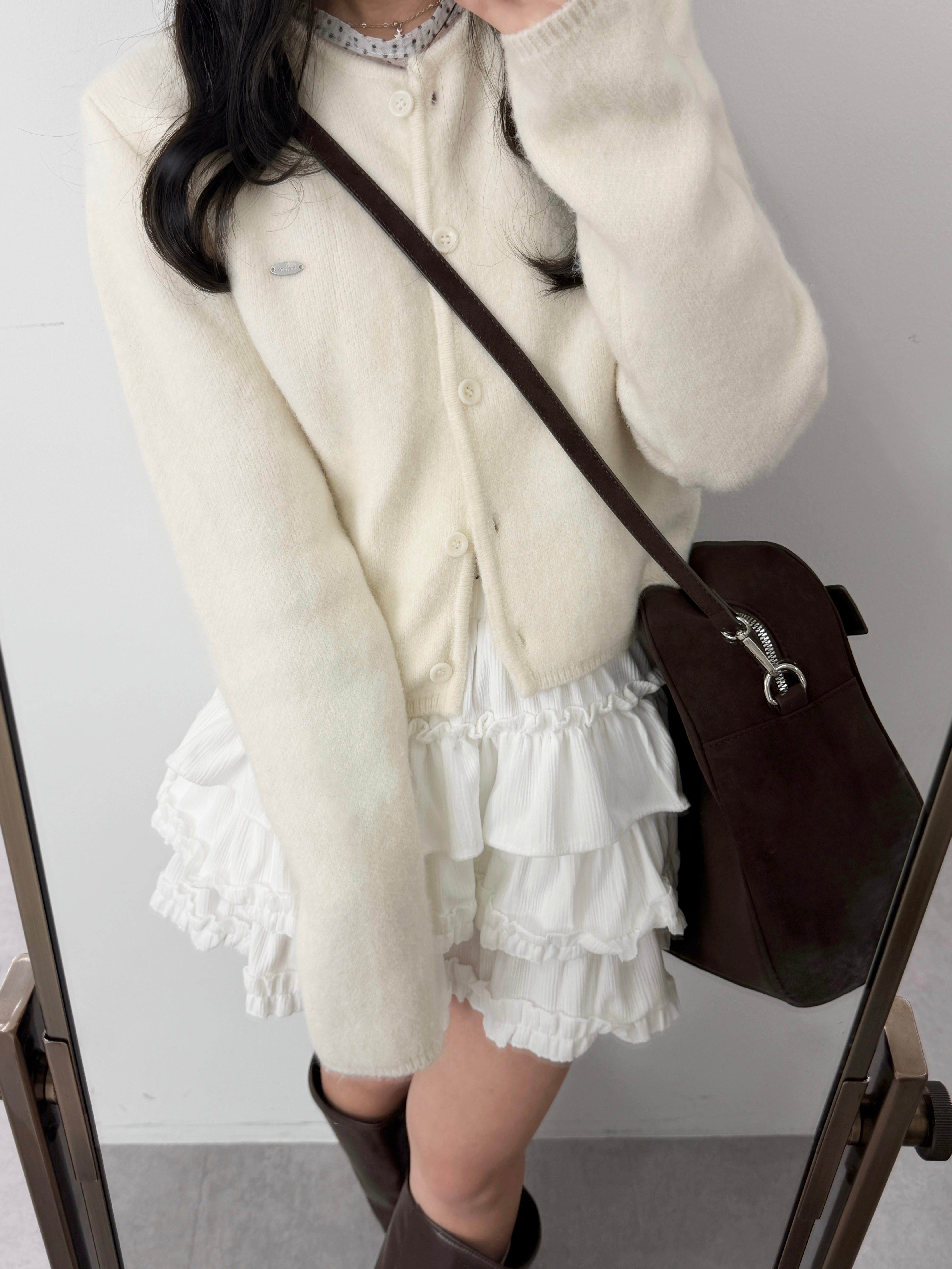 ロゴプレートニットカーディガン