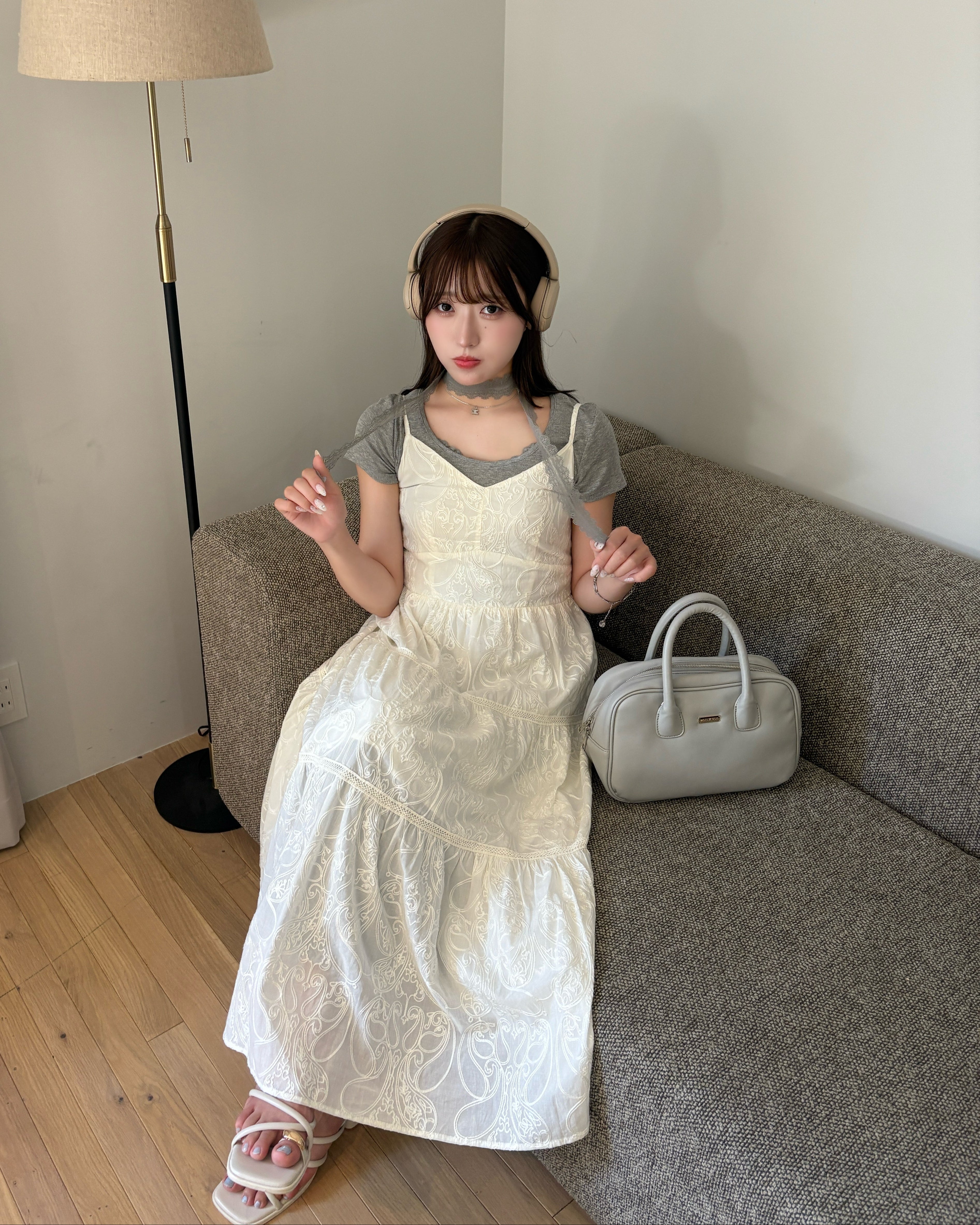 Lace docking T-shirt with tie