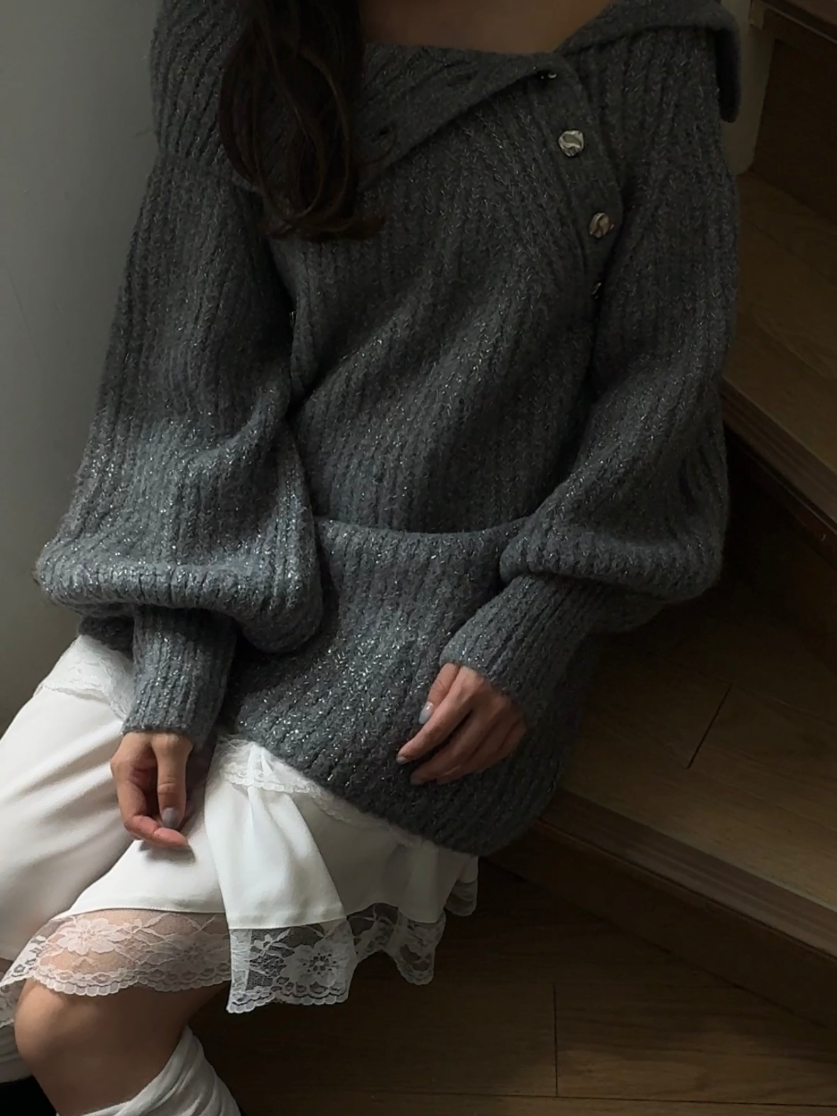 ボタンディテールラメニットミニワンピース