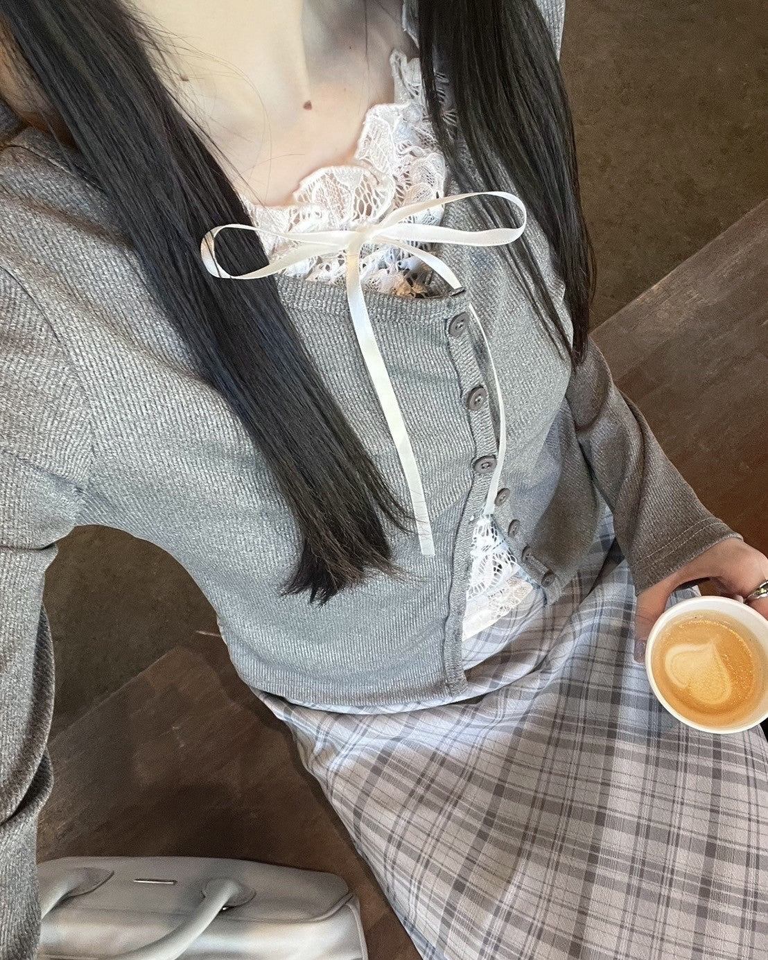 蕾絲分層干絲帶頂