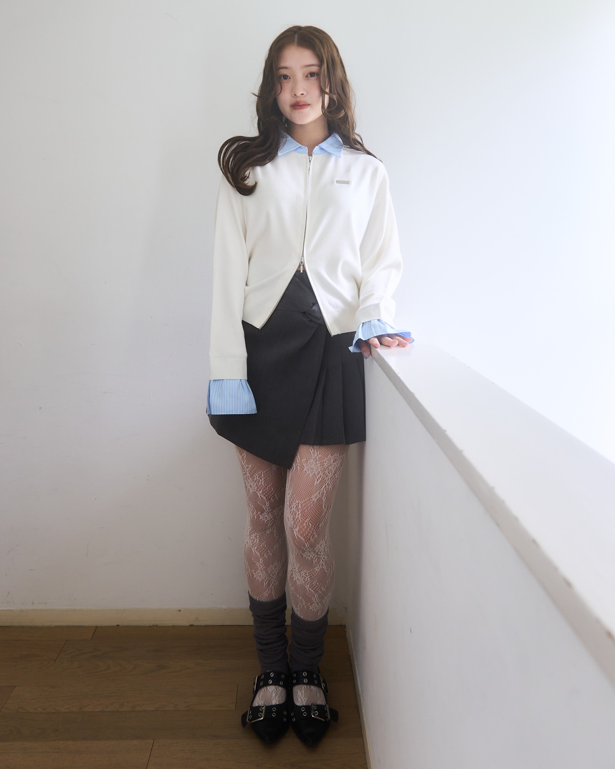 シャツレイヤードライクニット