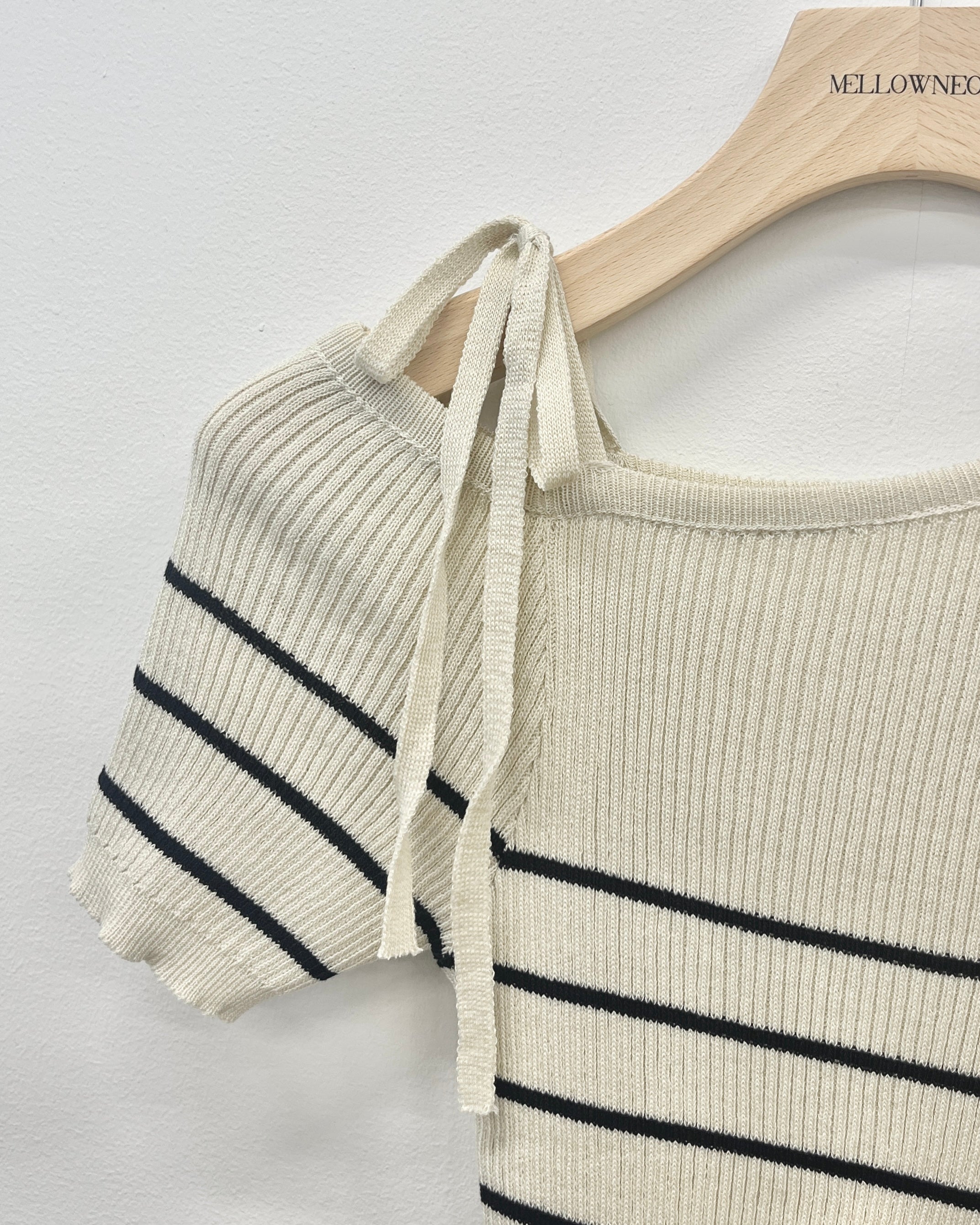One shoulder striped T-shirt