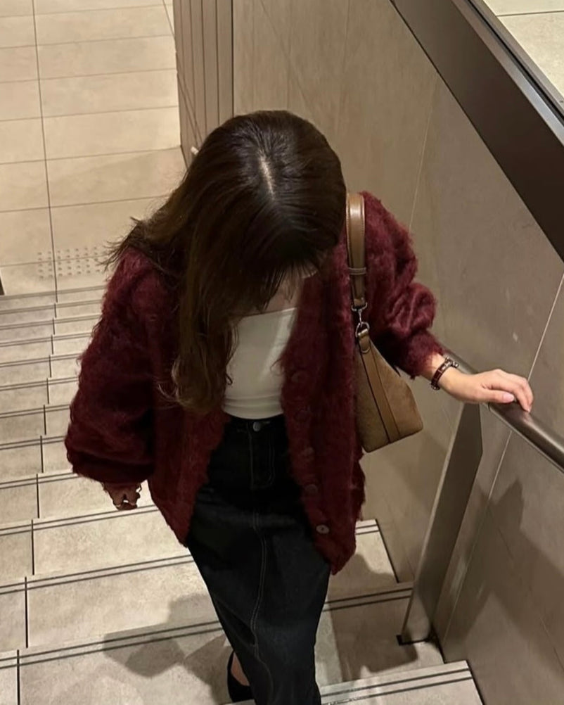 毛茸茸的针织长开衫