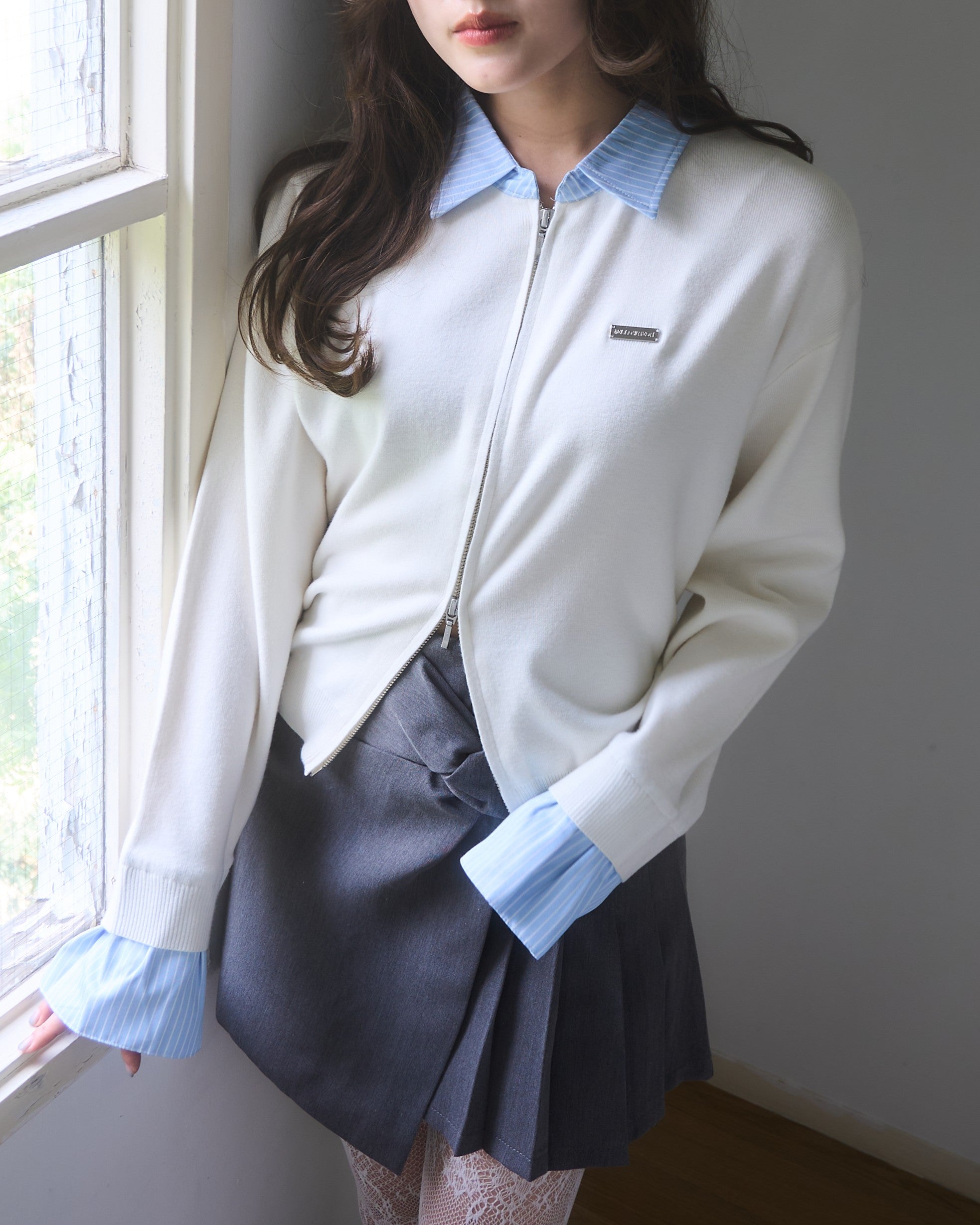 シャツレイヤードライクニット