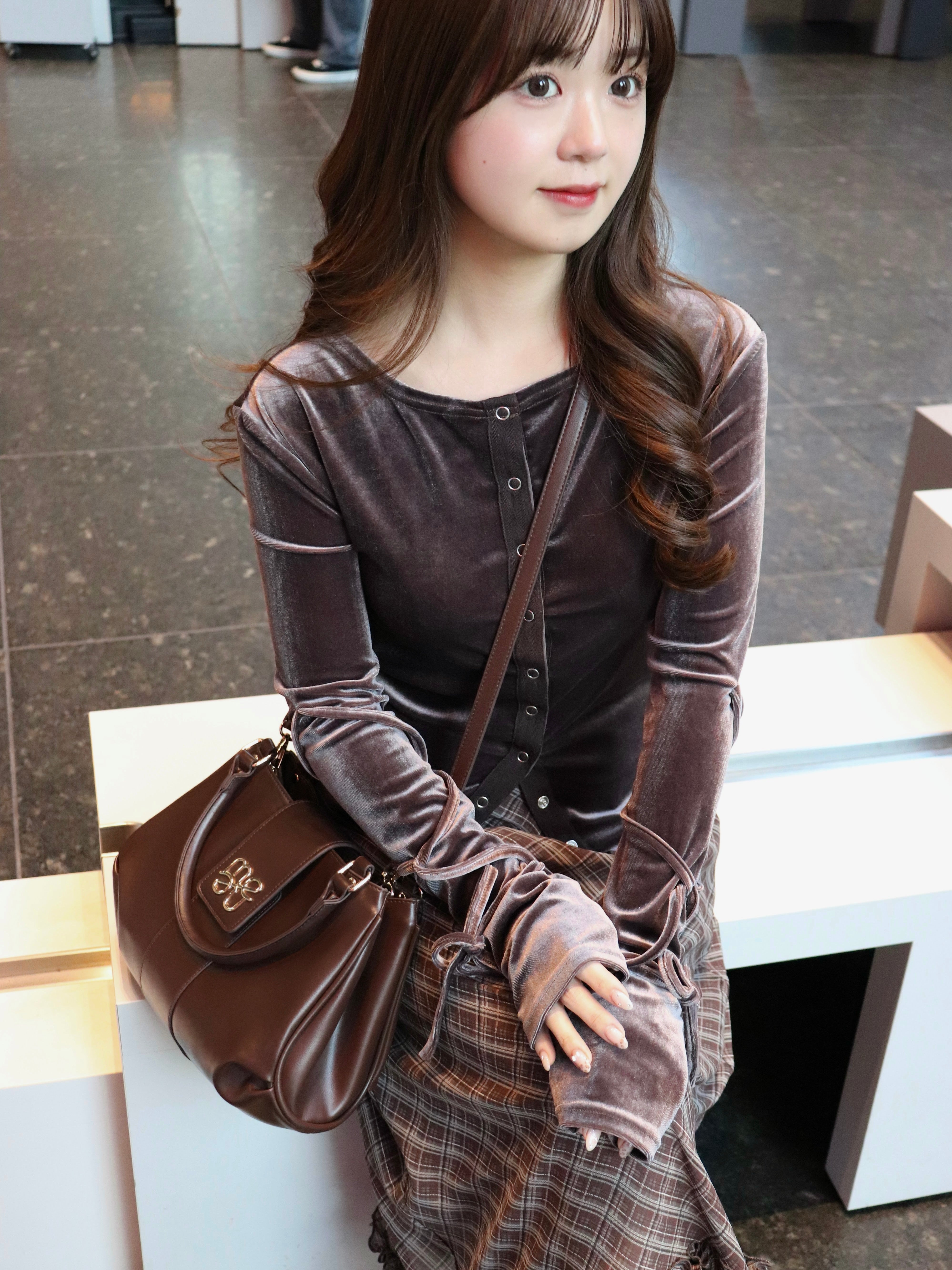 【一部予約】ベロアリボントップス