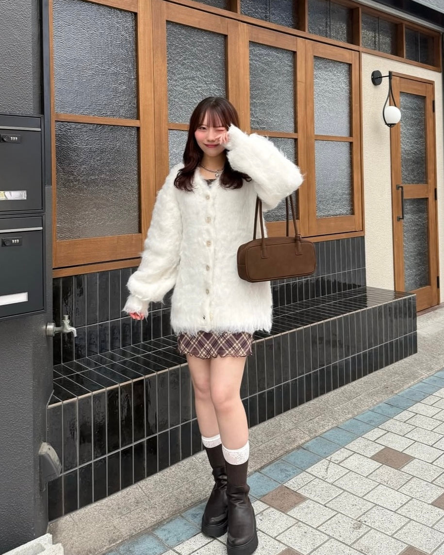 毛茸茸的针织长开衫