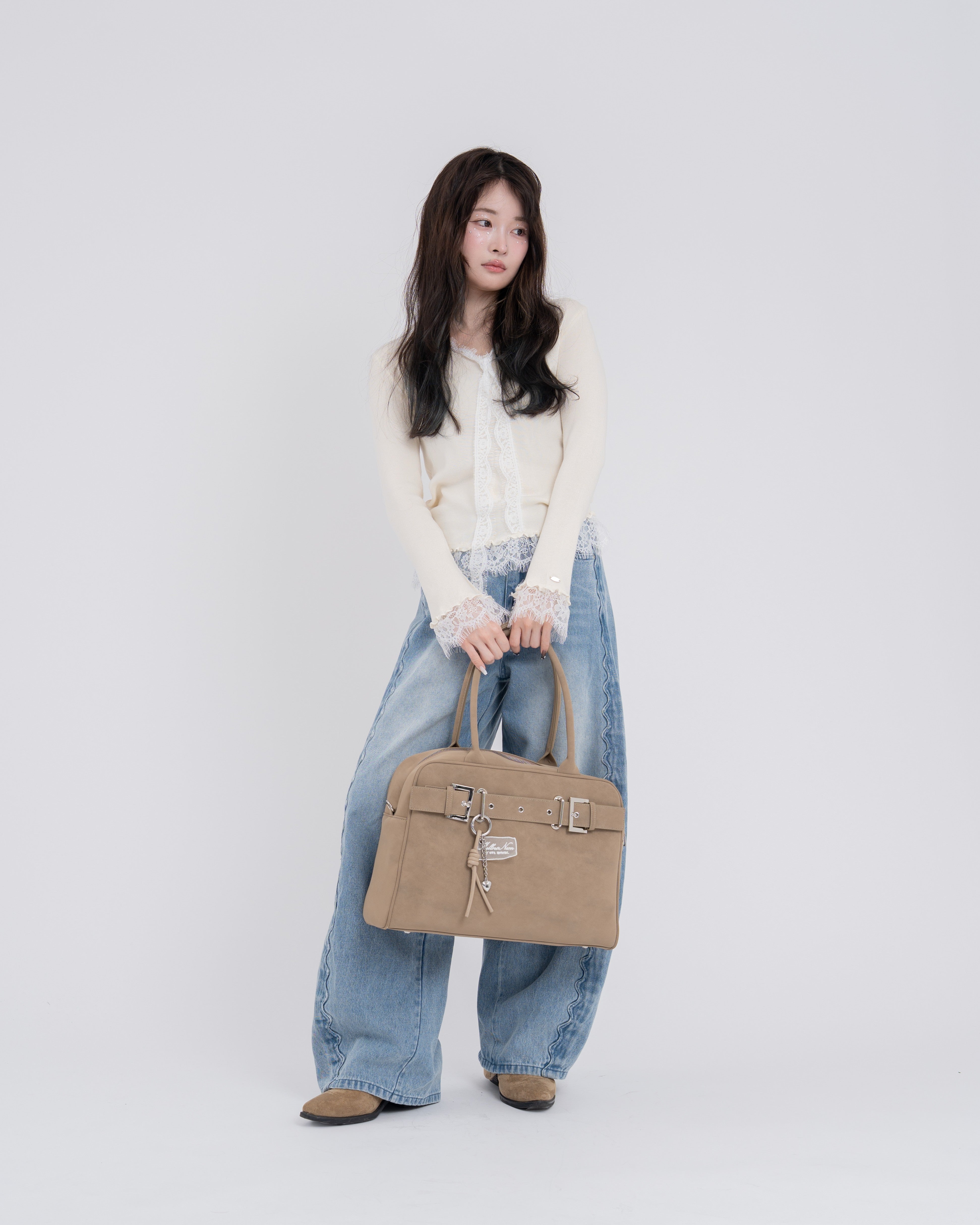 A4スウェードライクベルトボストンバッグ