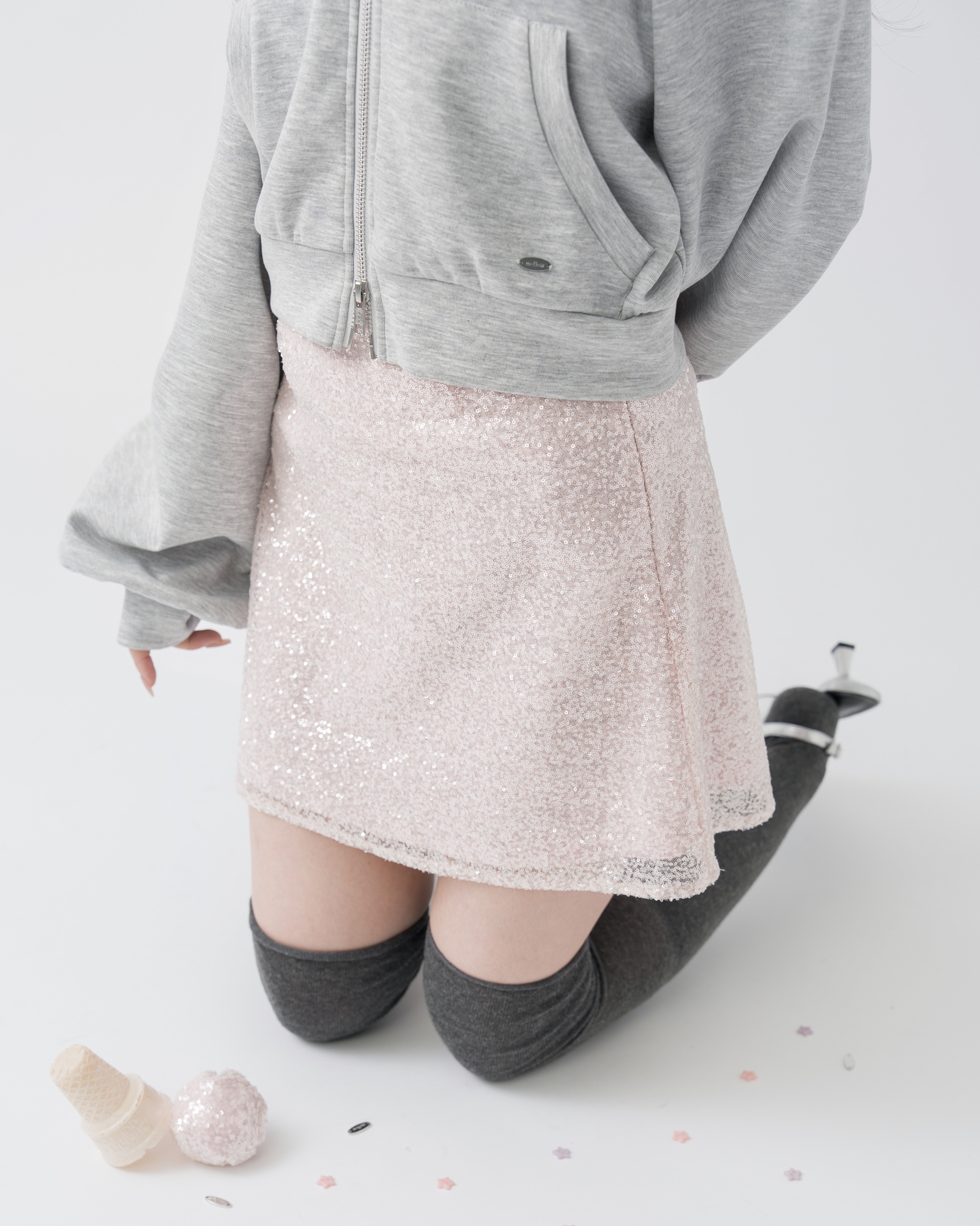 ダブルジップオフショルフリルスウェット