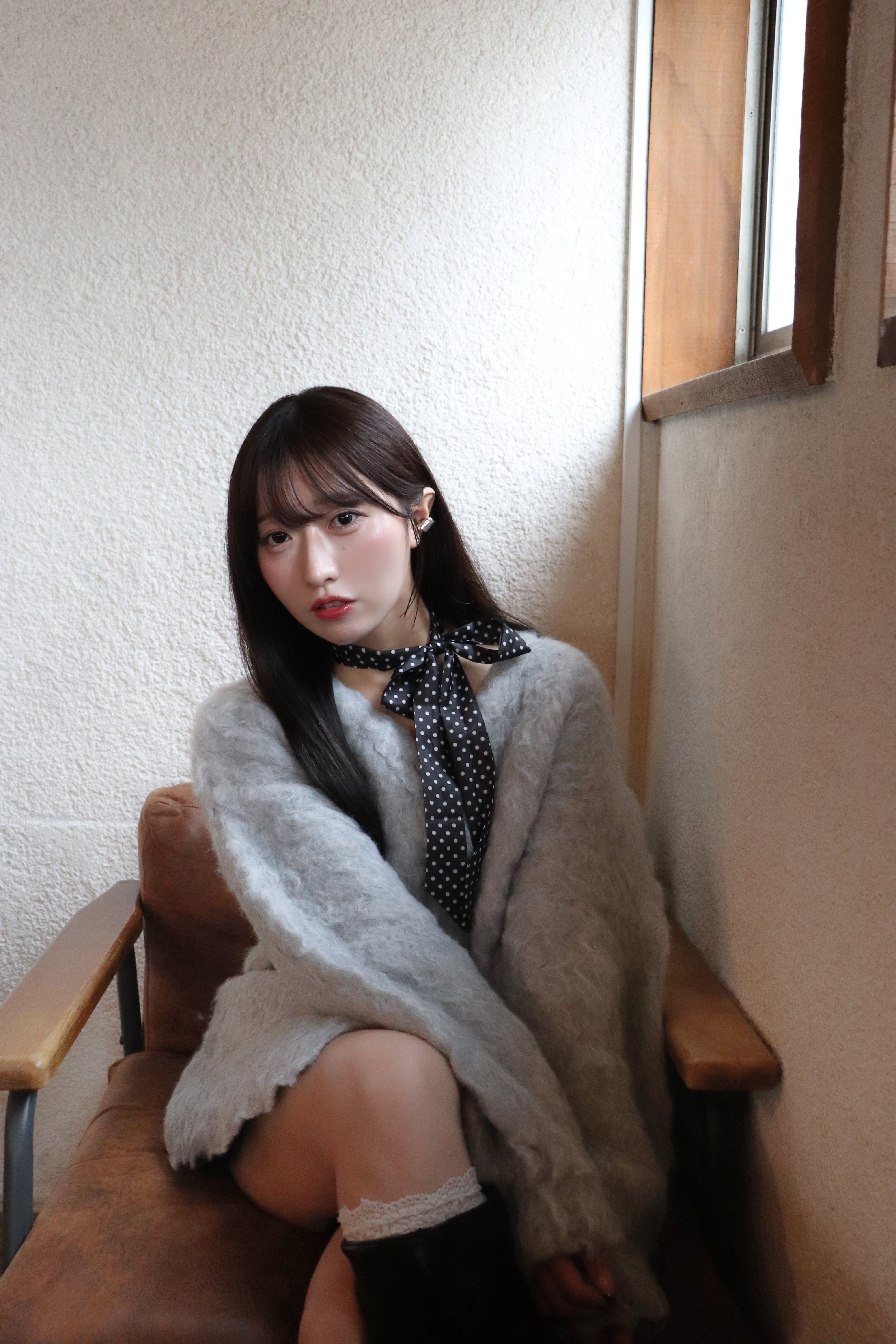 毛茸茸的针织长开衫