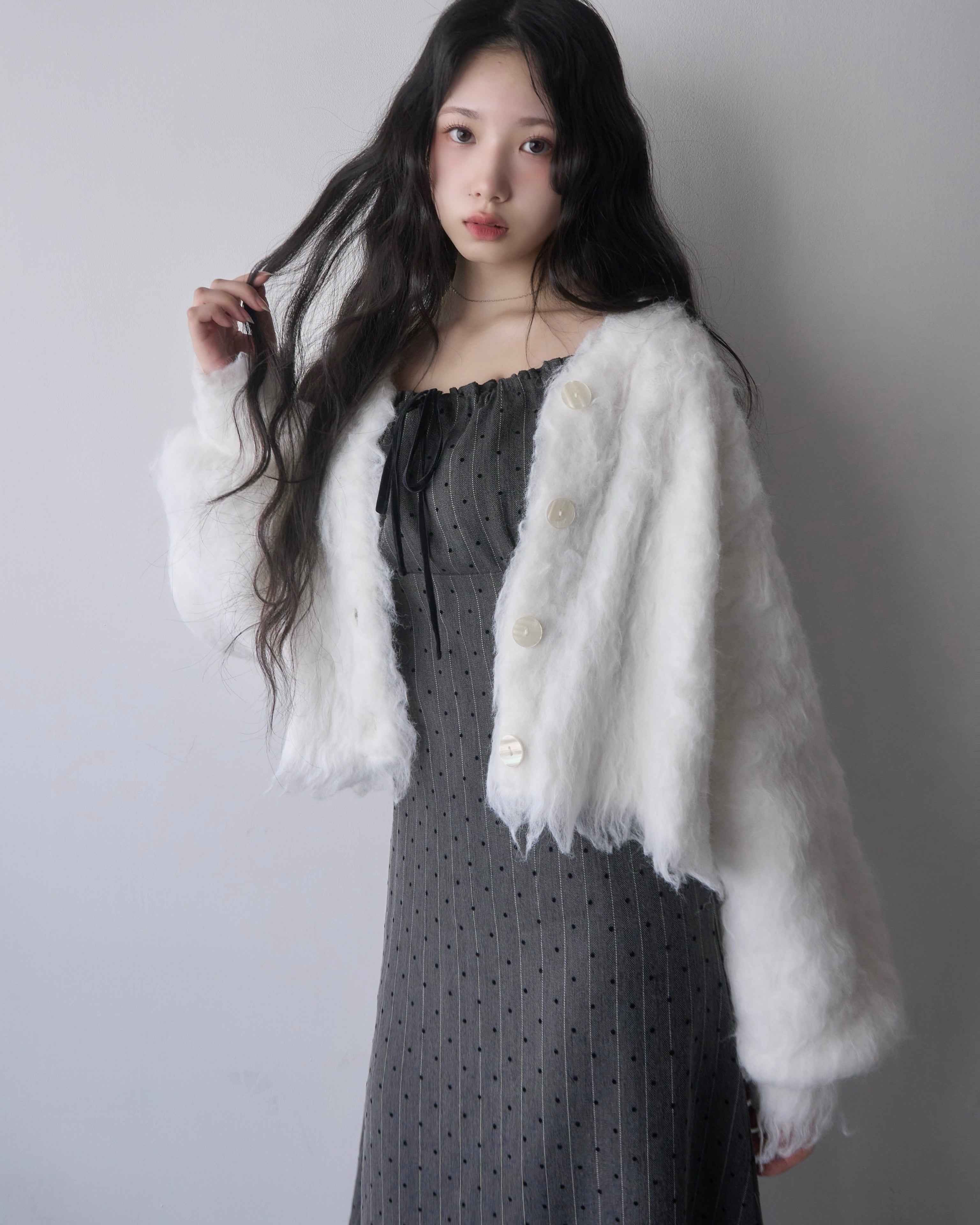 圆点蕾丝拼接吊带连衣裙