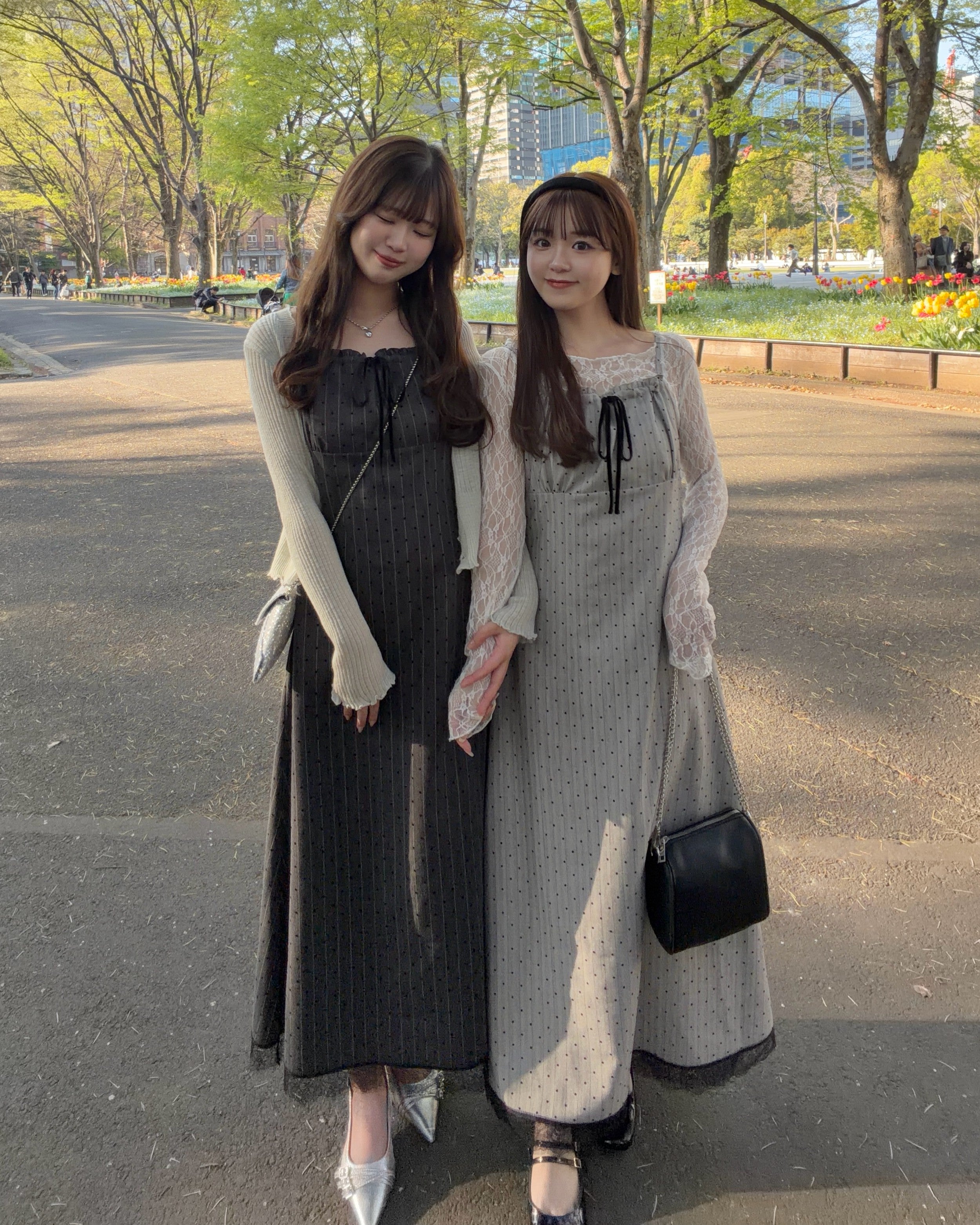 シアーメロウフリルカーディガン