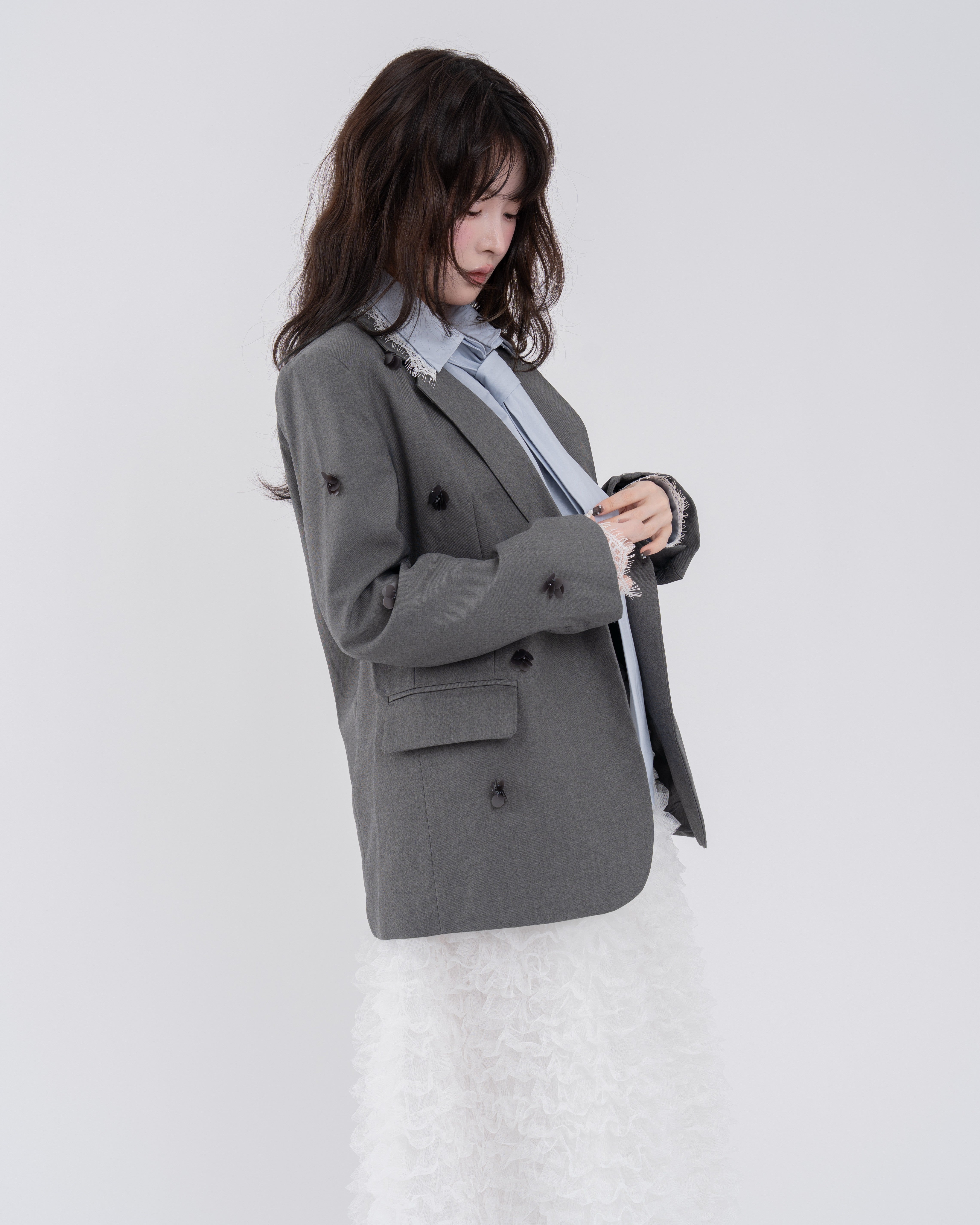 フラワービジューテーラードジャケット