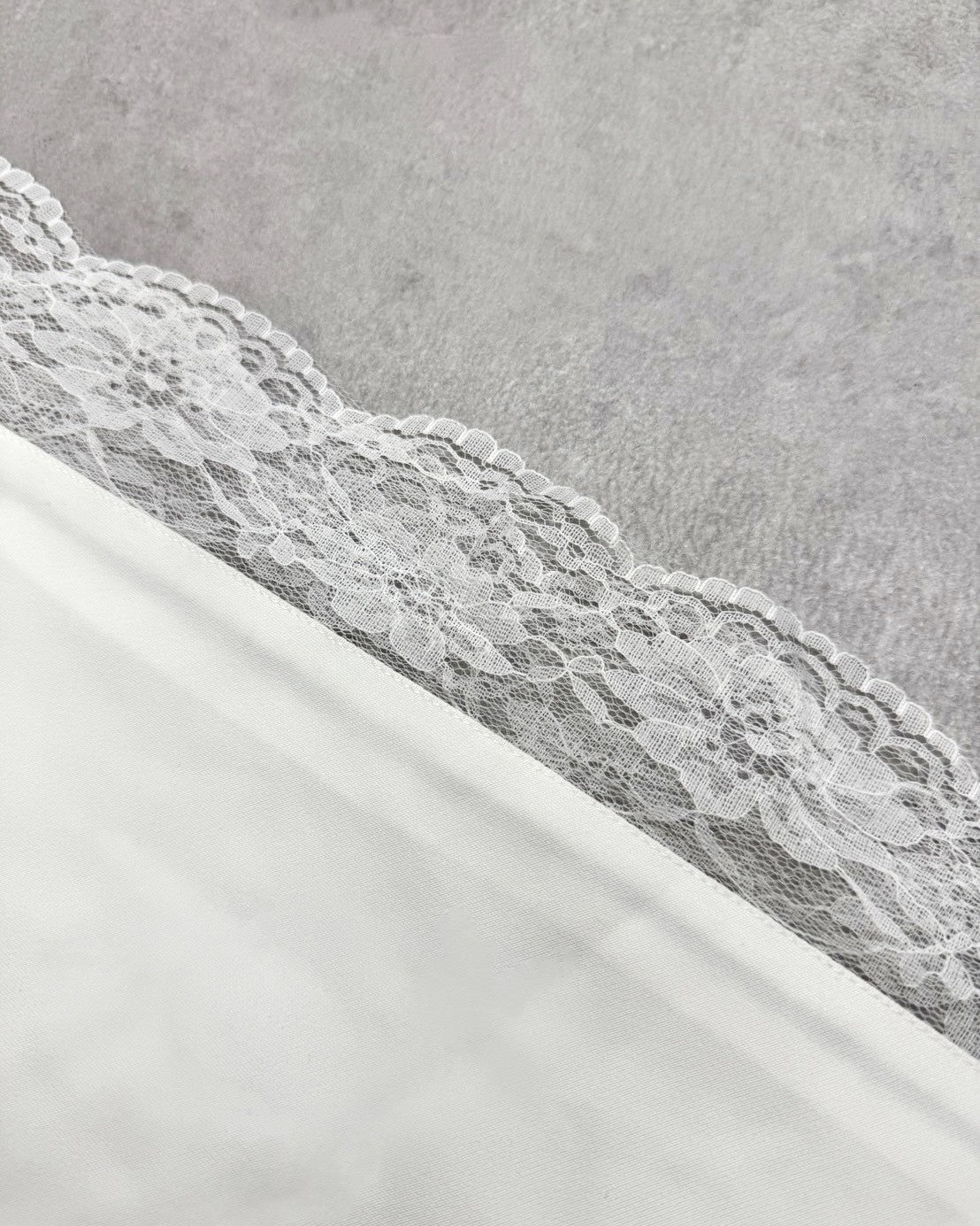 アシメレーススカート