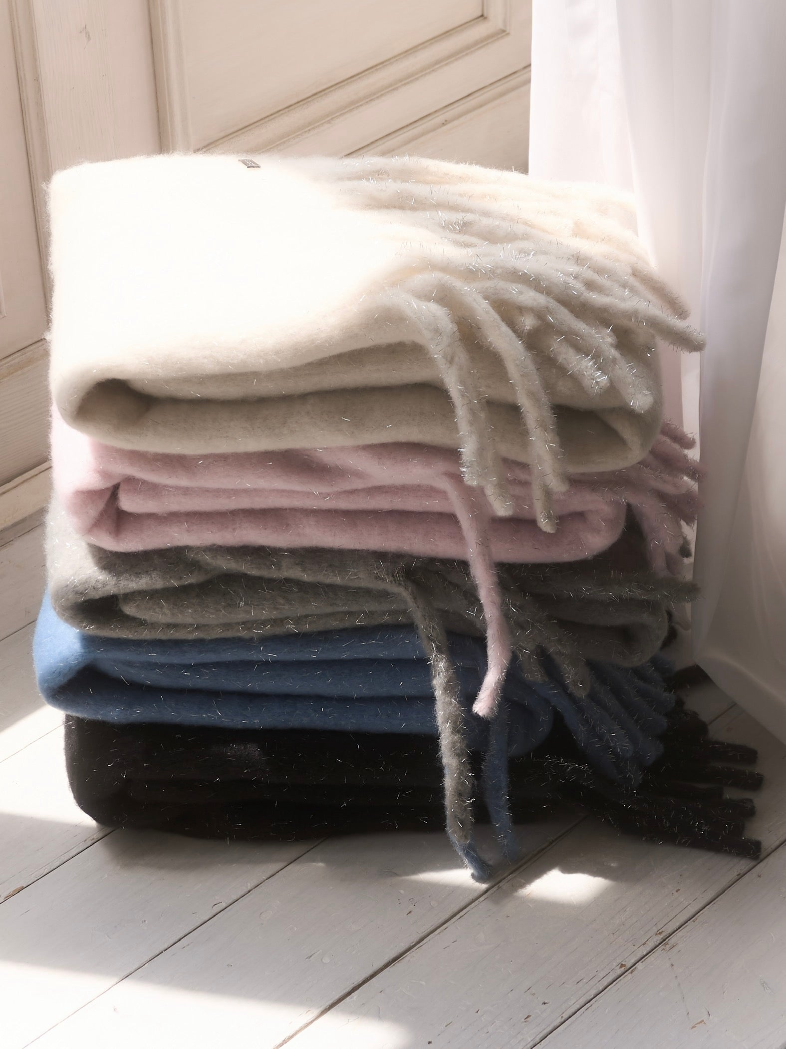 闪光闪光音量消声器