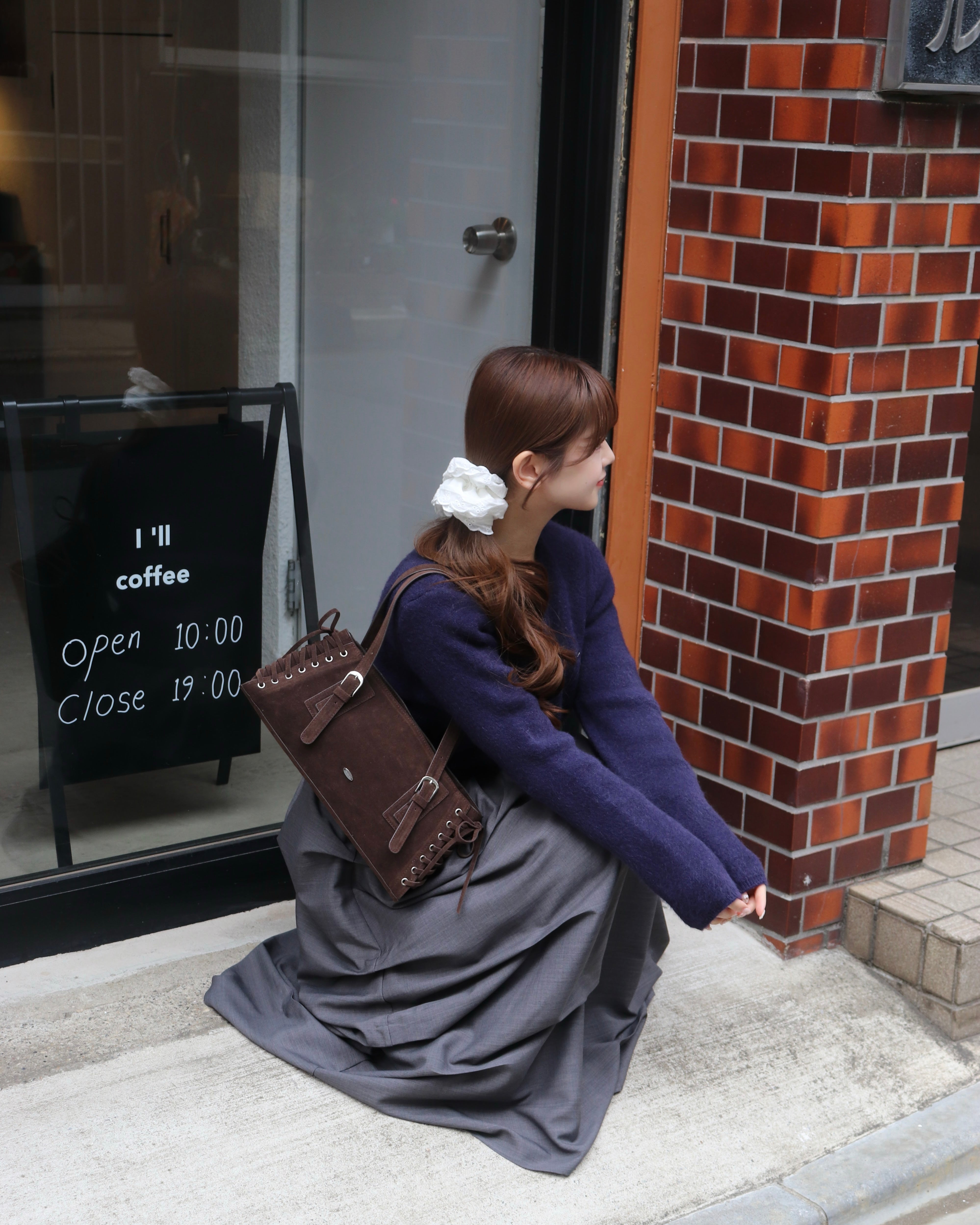 ロゴプレートニットカーディガン