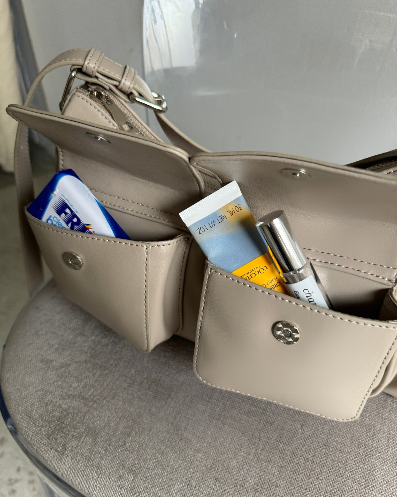 マルチポケットバッグ