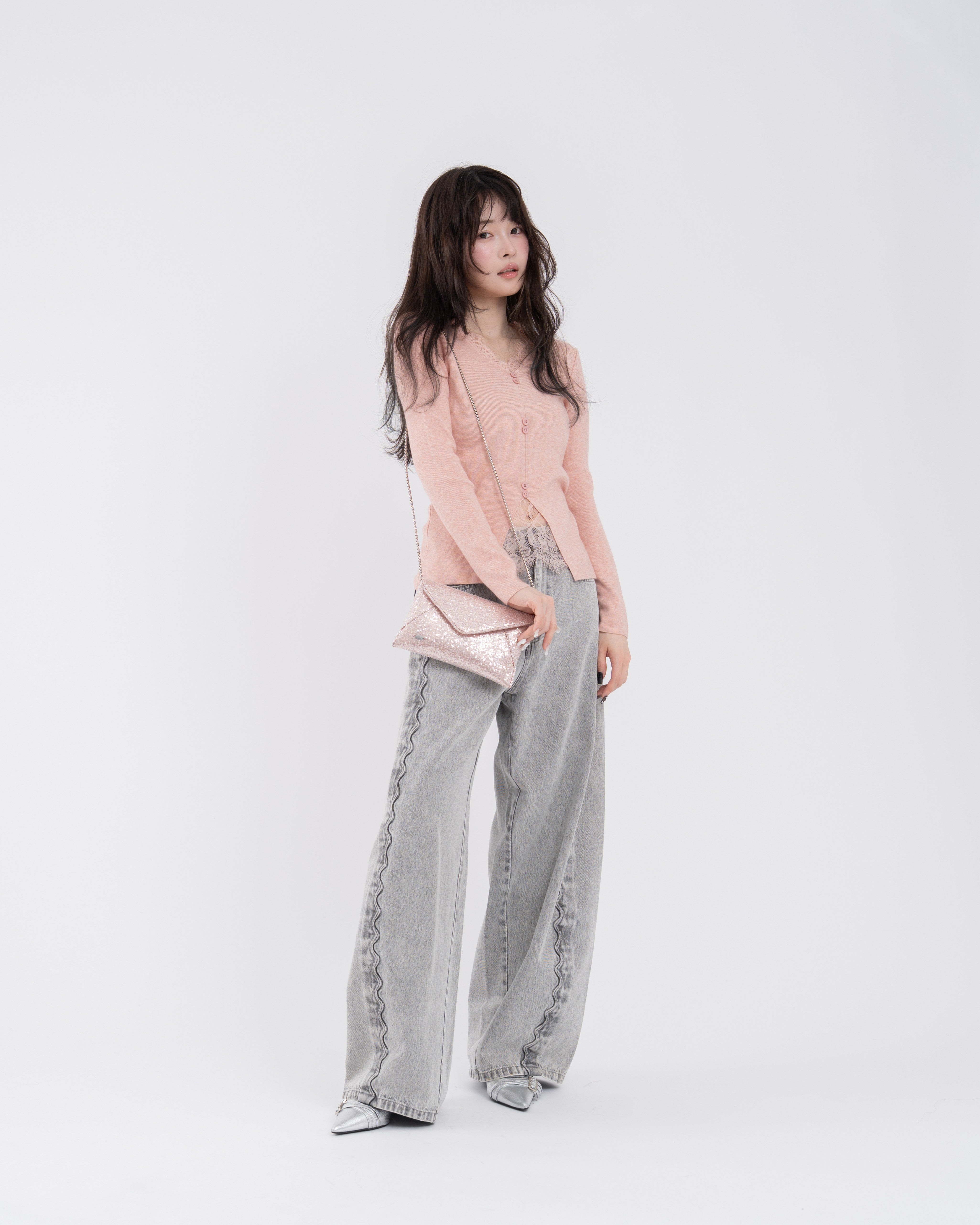 レースボタンニット