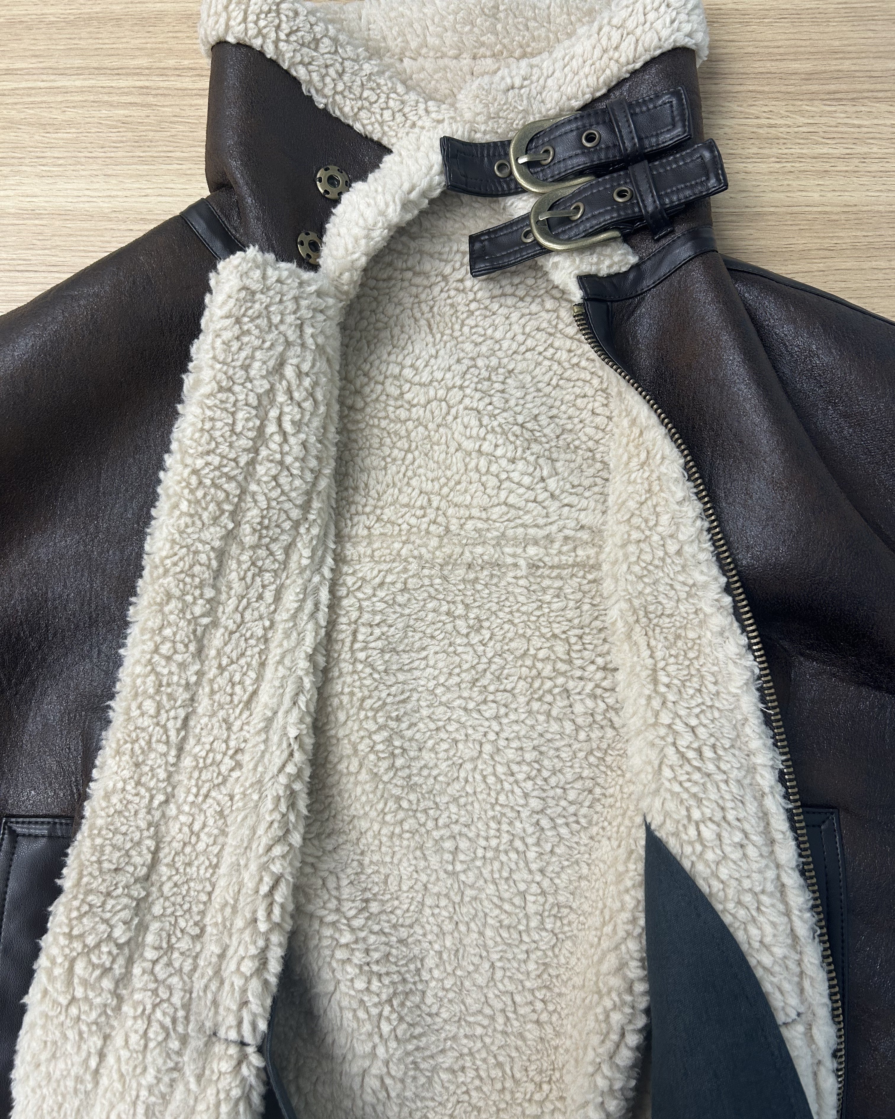 ヴィンテージレザーライクベルトボアコート