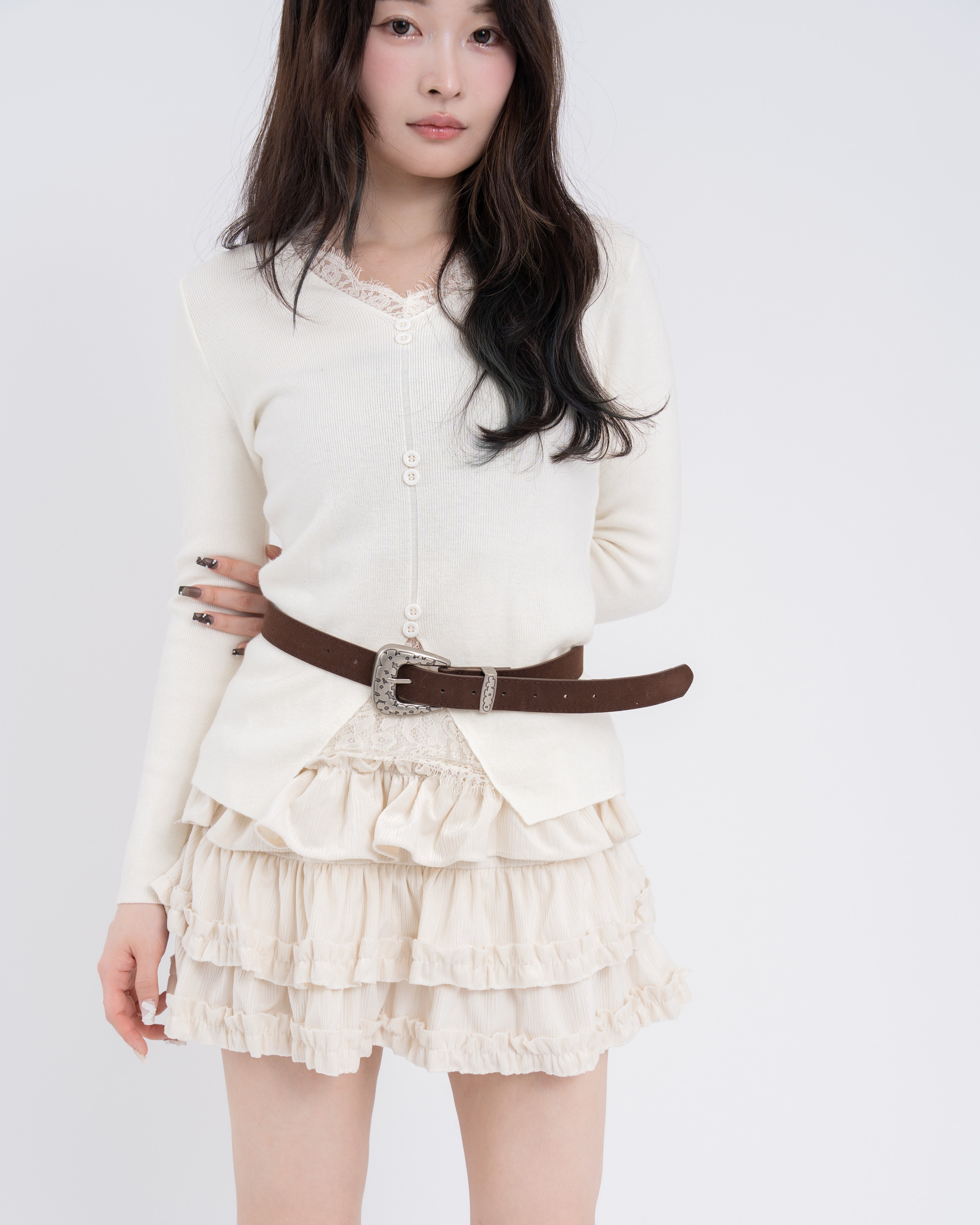 レースボタンニット