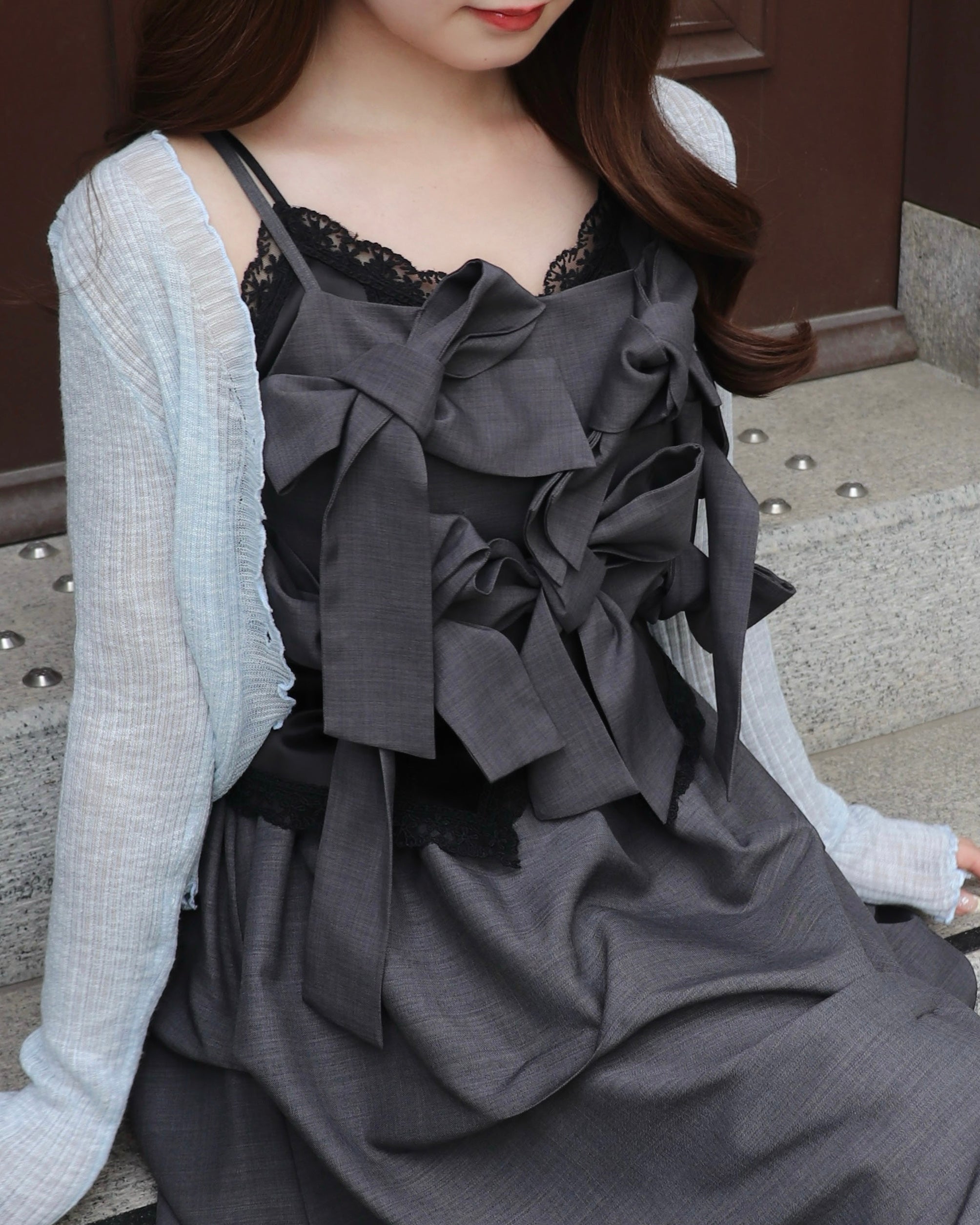 カップ付きサテンレースキャミソール