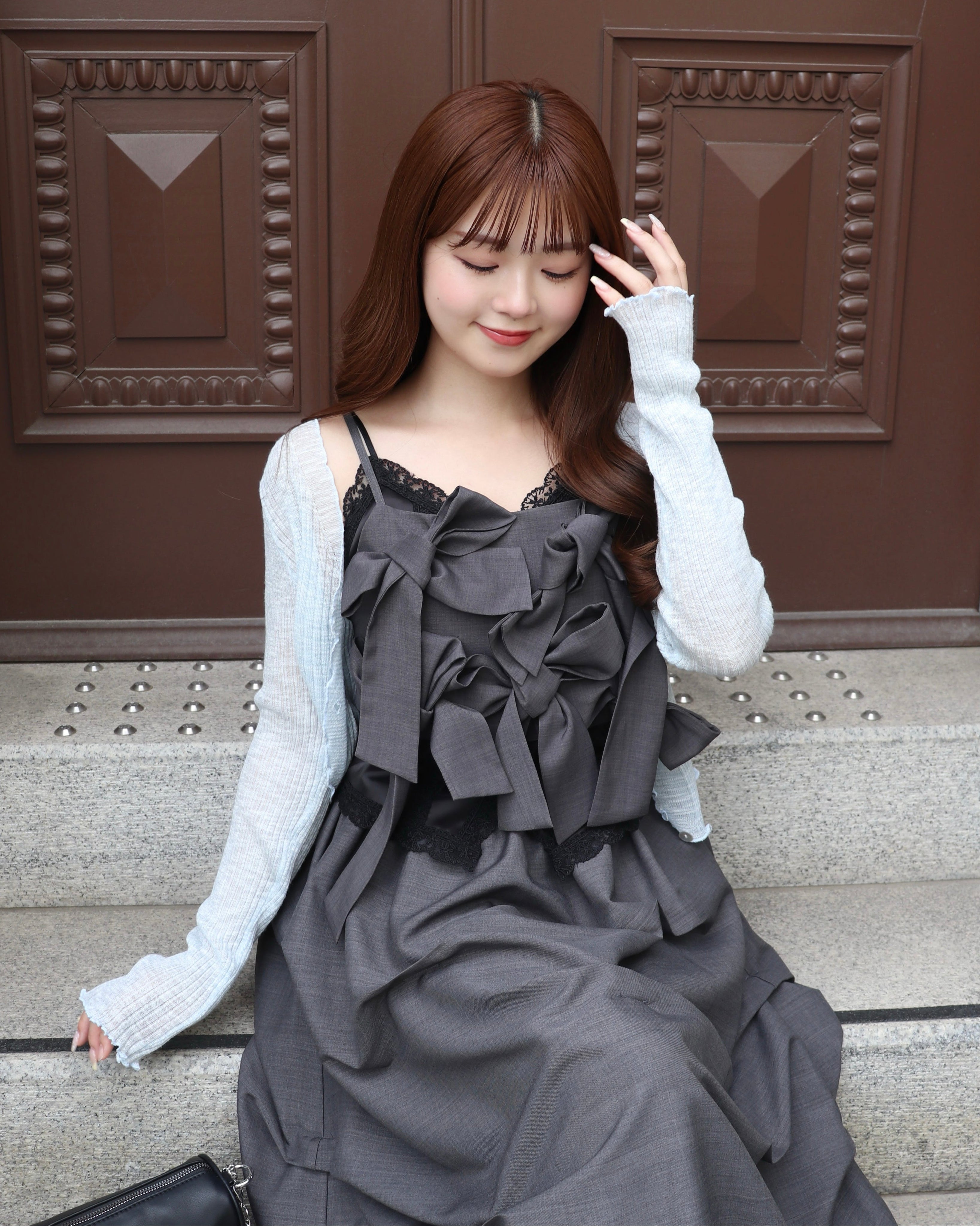 カップ付きサテンレースキャミソール