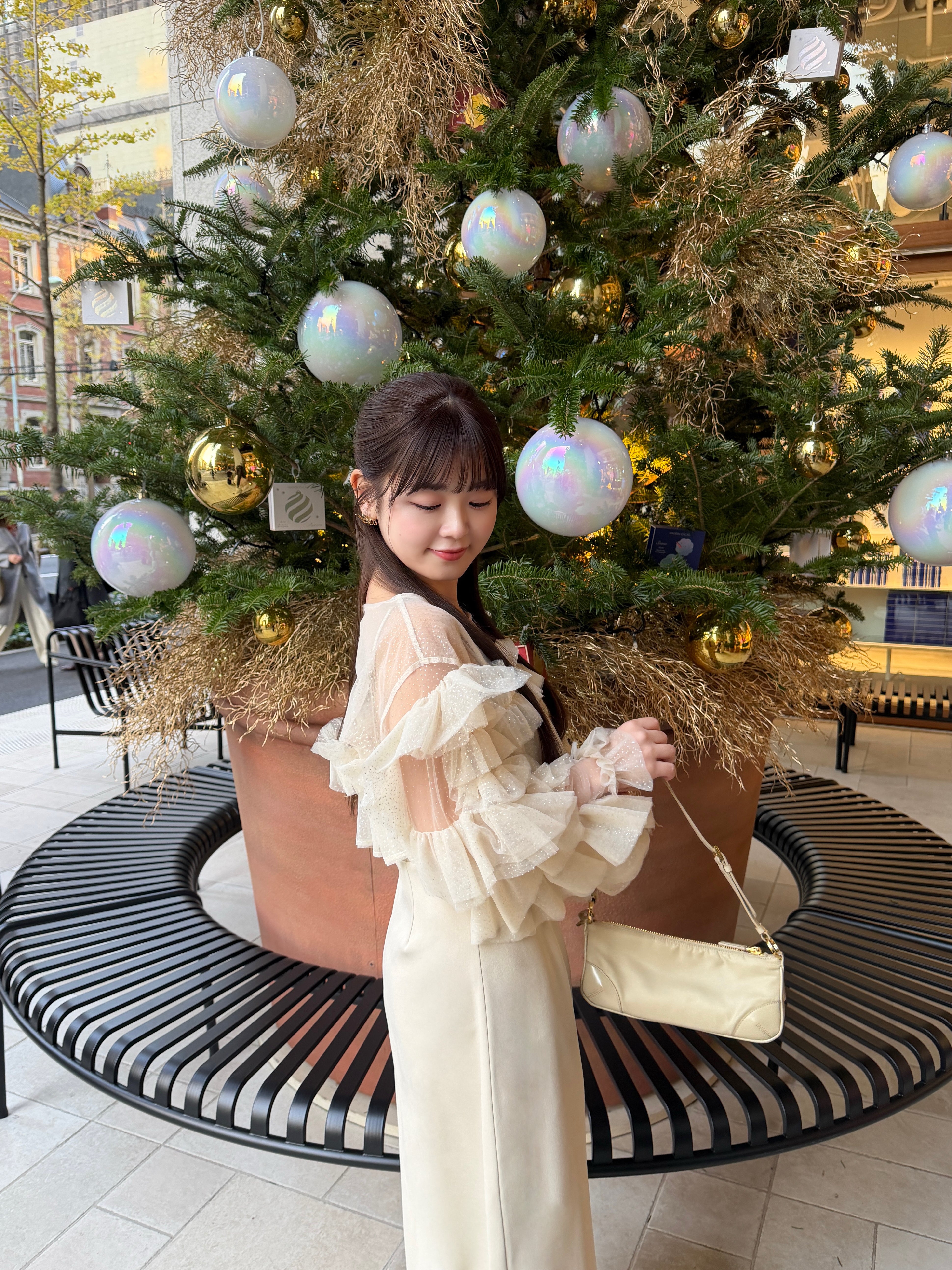 褶边金银丝薄纱场合连衣裙