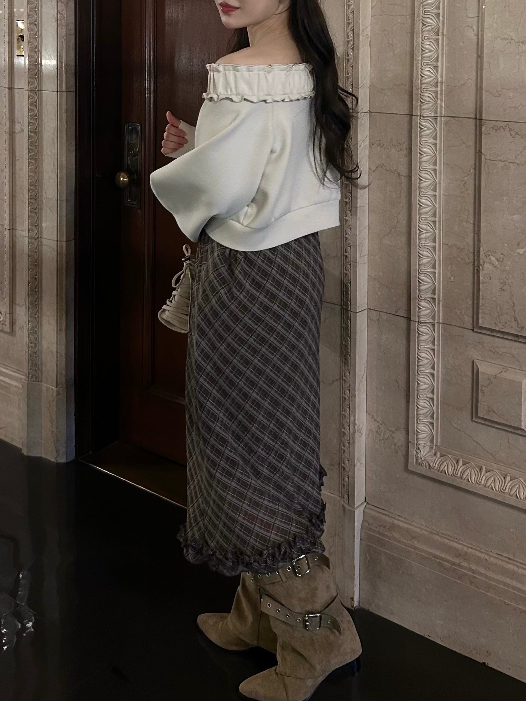 ベルトショートブーツ