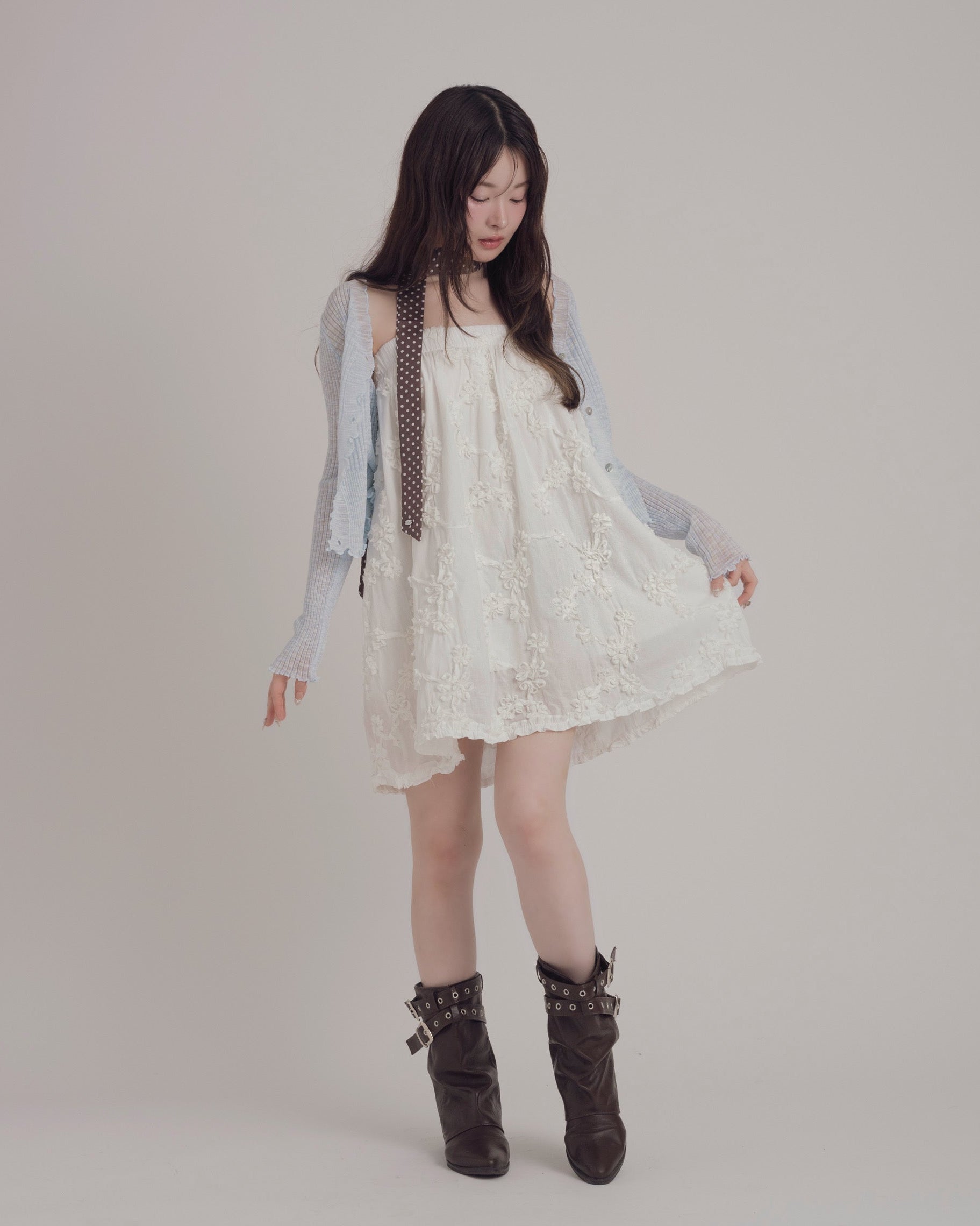 ベルトショートブーツ