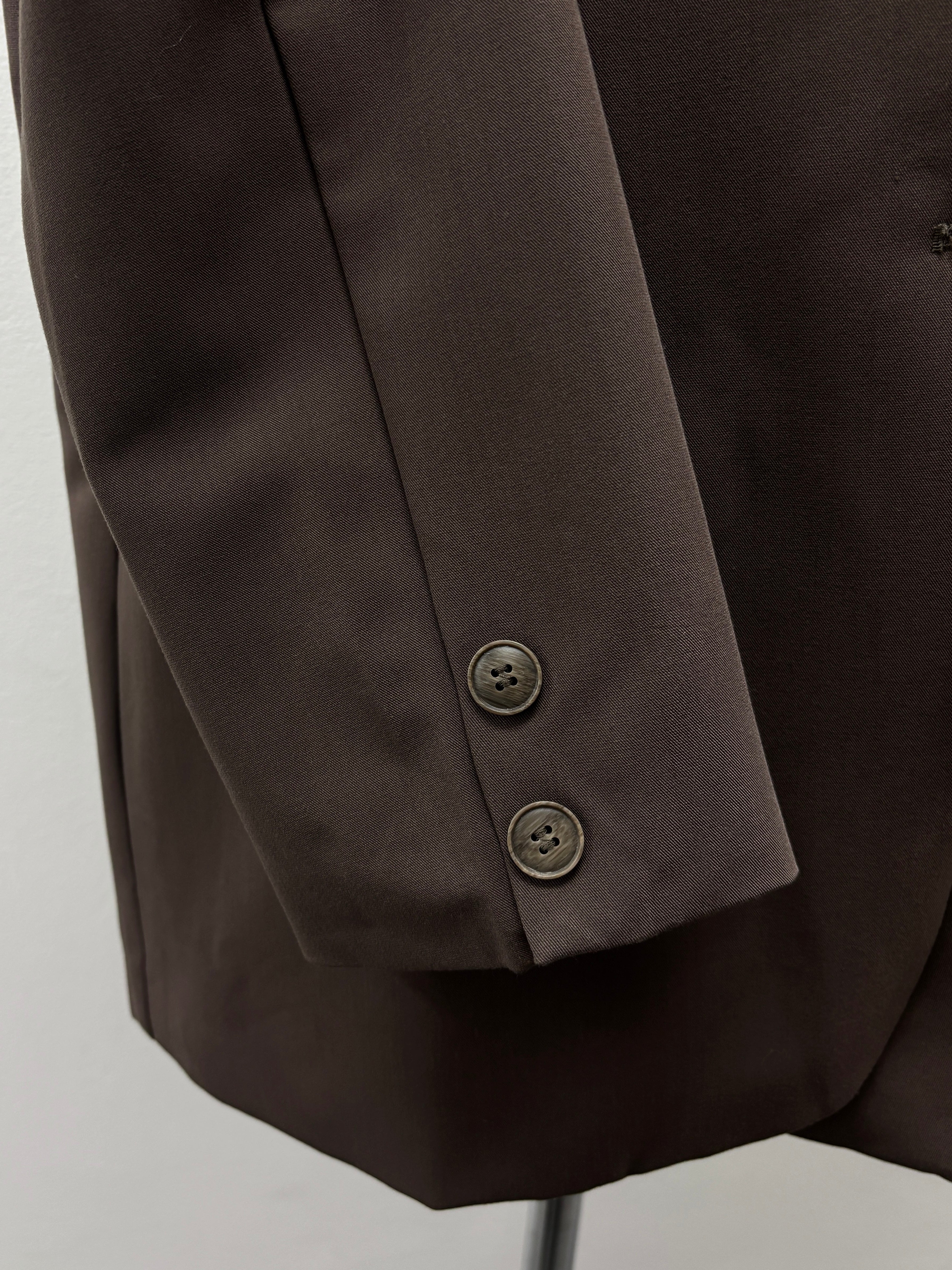 リボンタイノーカラージャケット