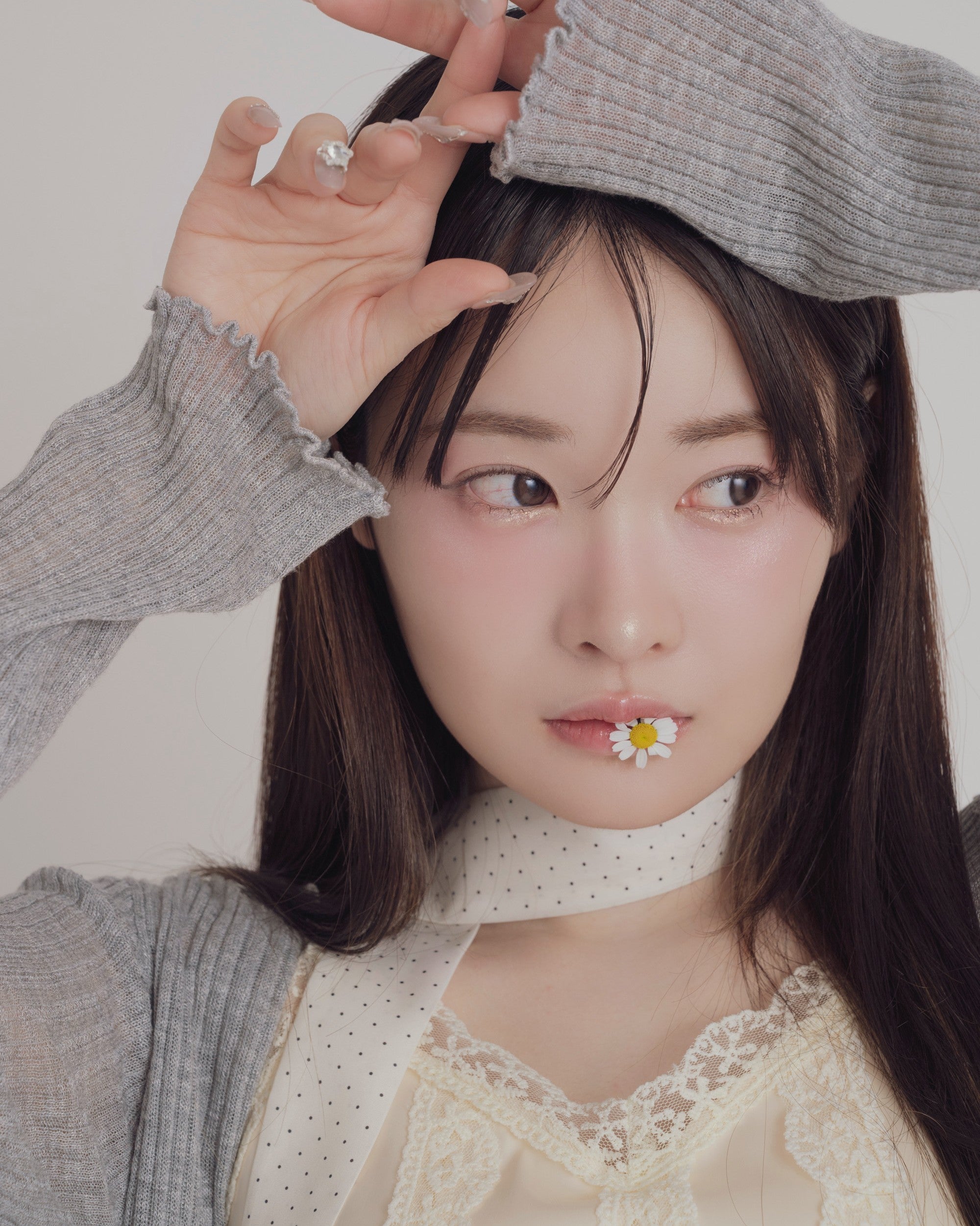 ロゴプレートドットチョーカー