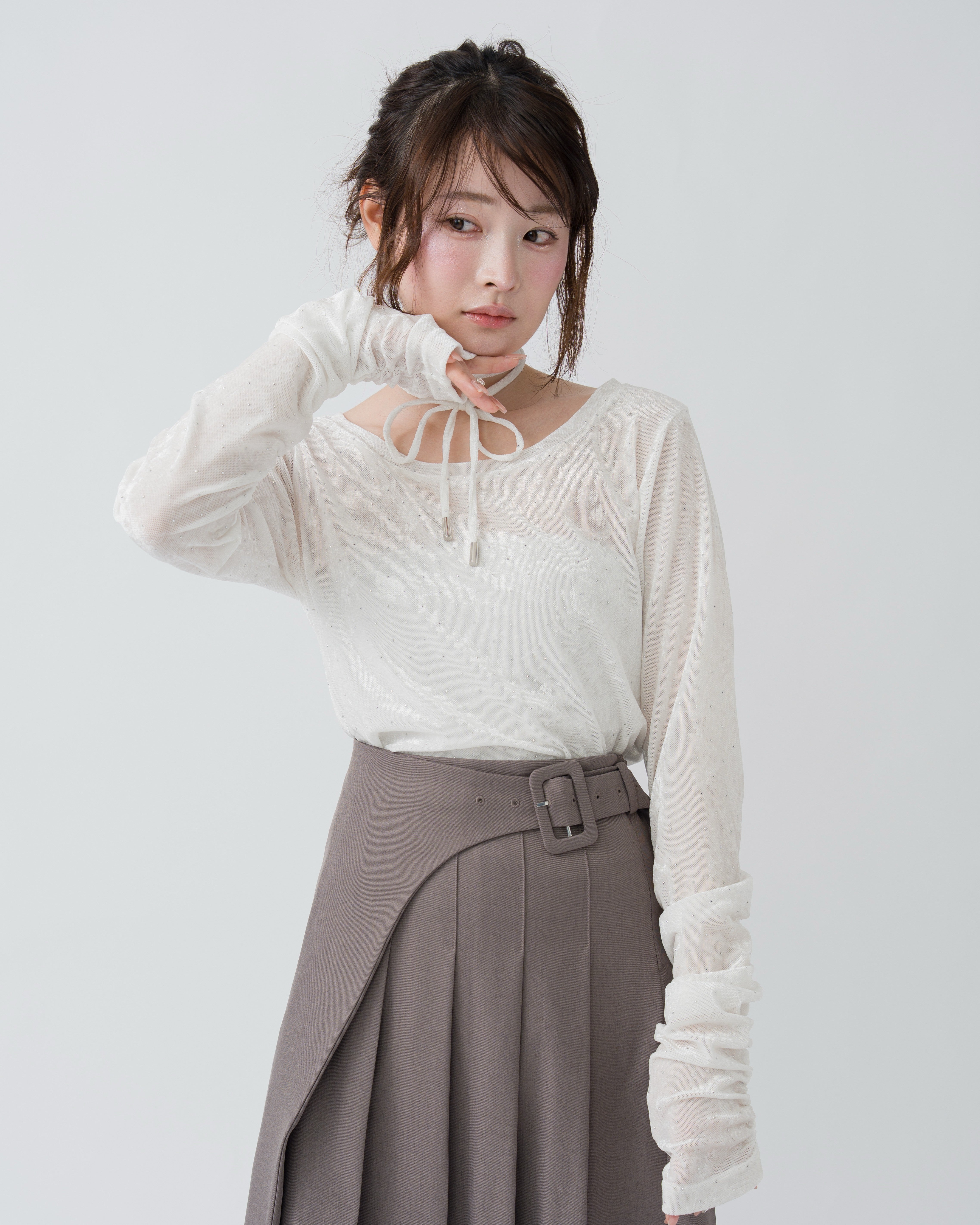 シアーベロアビジュートップス