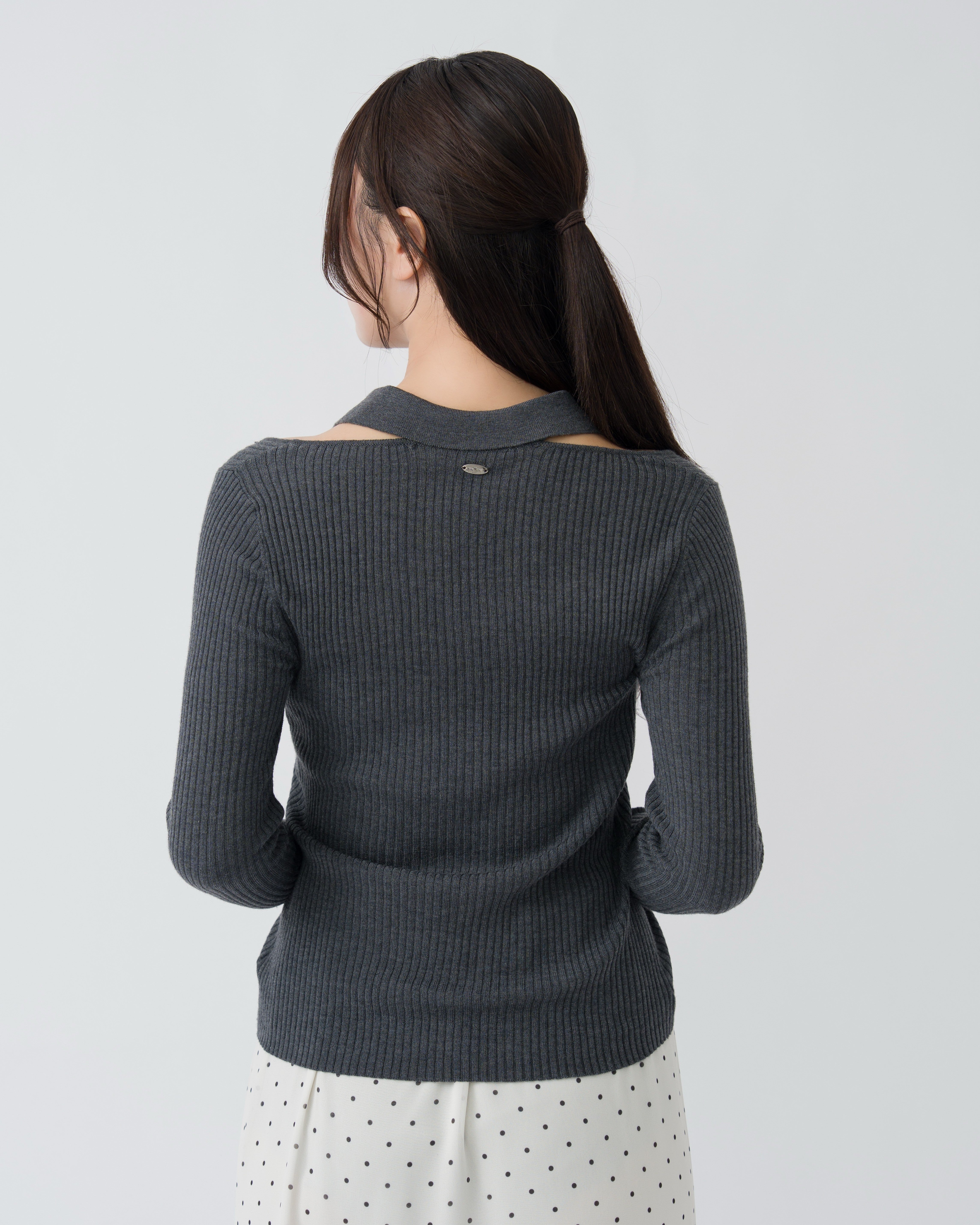 開領 Polo 針織衫