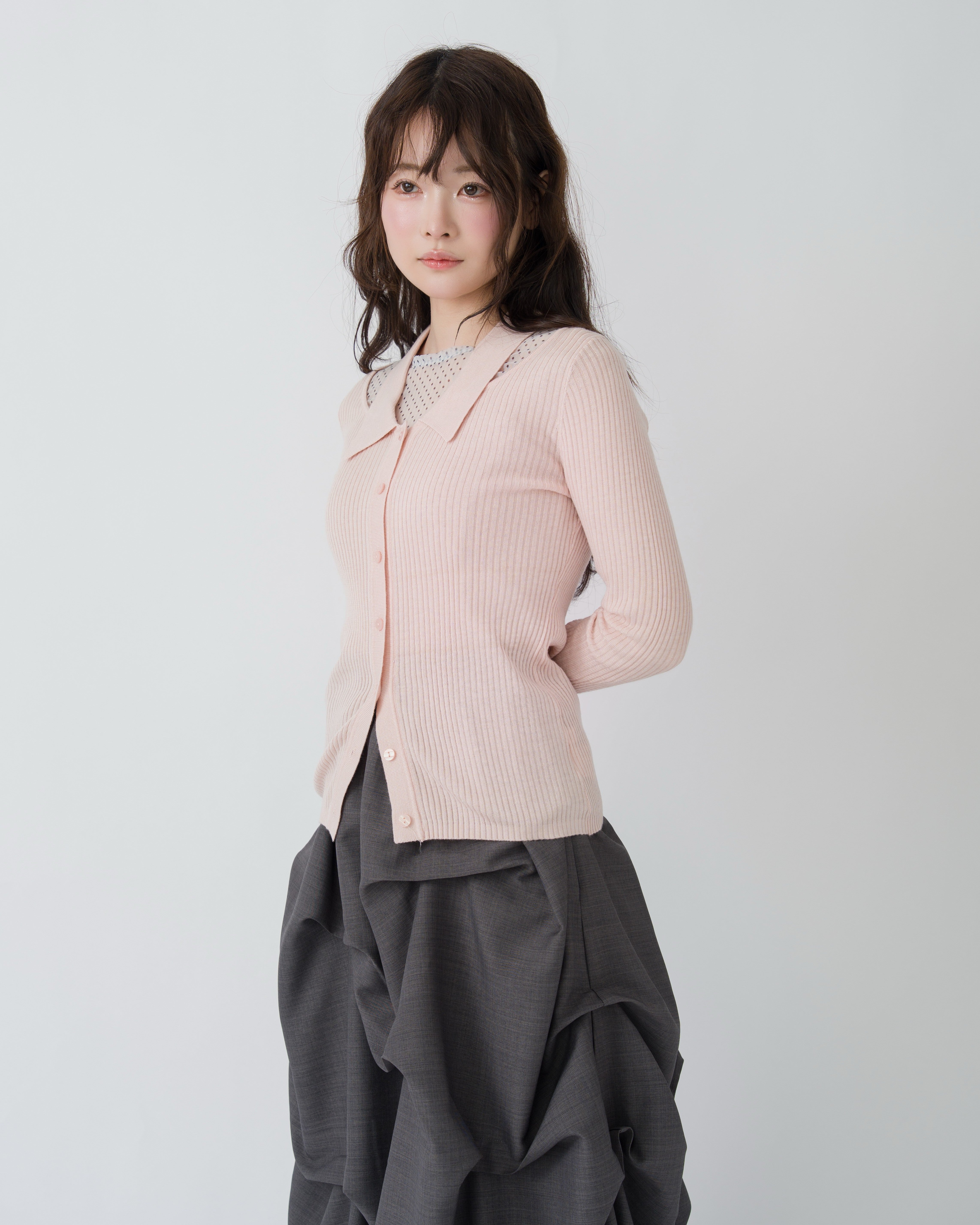 ネックオープンポロニット