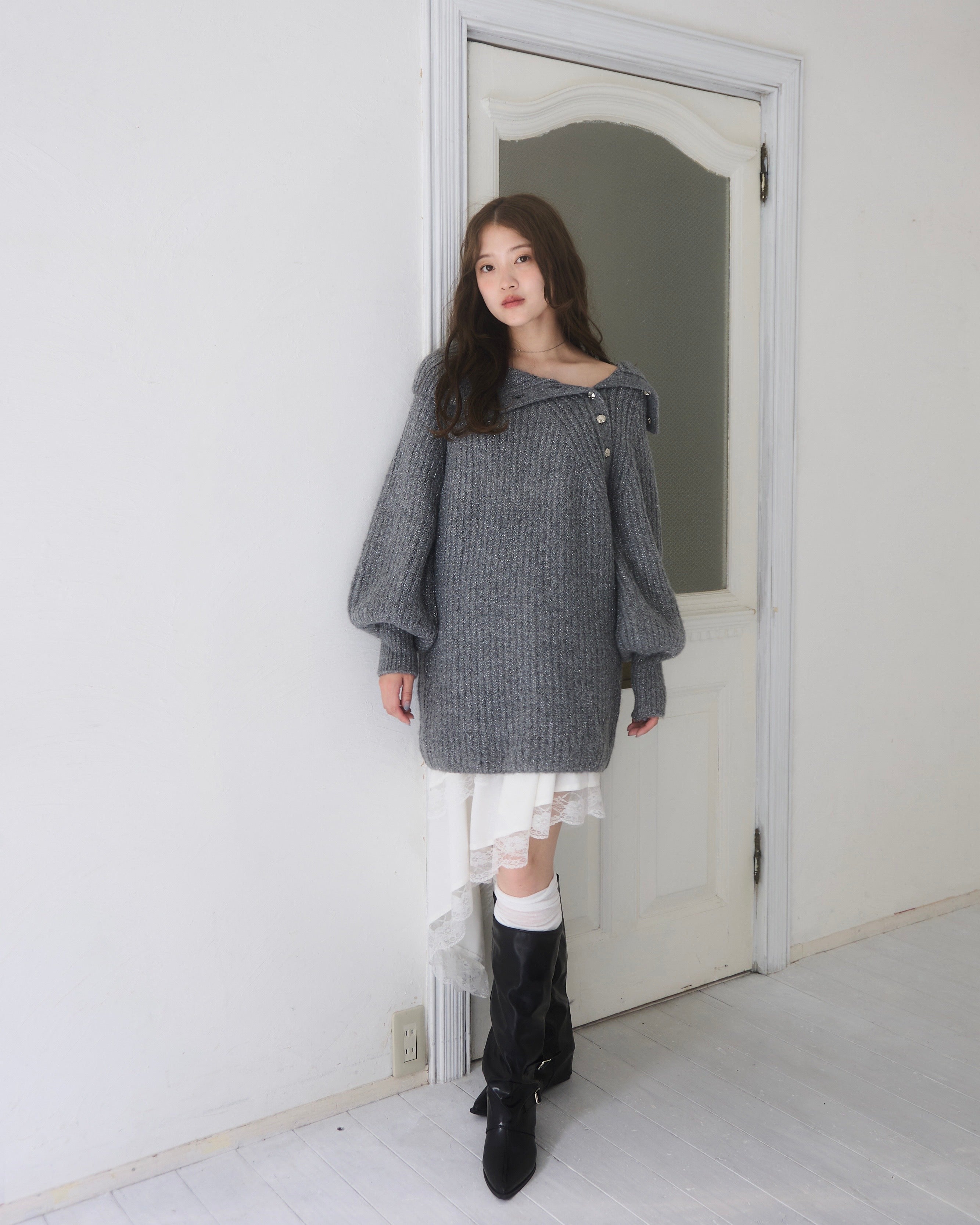 按钮详细信息闪光编织迷你连衣裙